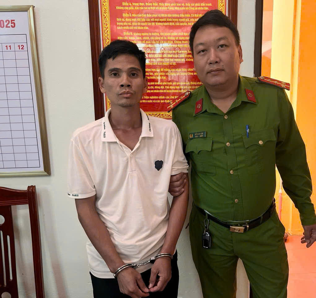 Chuyển khoản th&agrave;nh c&ocirc;ng 100 triệu đồng v&agrave;o STK 0936902177 của "ch&uacute; Nam", người đ&agrave;n &ocirc;ng SN 1984 phải đến tr&igrave;nh b&aacute;o c&ocirc;ng an- Ảnh 1.