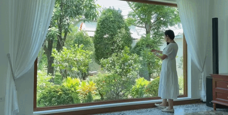 Nữ diễn vi&ecirc;n từng nhận c&aacute;t-x&ecirc; 30 c&acirc;y v&agrave;ng, tuổi 54 sống chill trong biệt thự 3.000m&sup2; ở B&igrave;nh Dương- Ảnh 8.