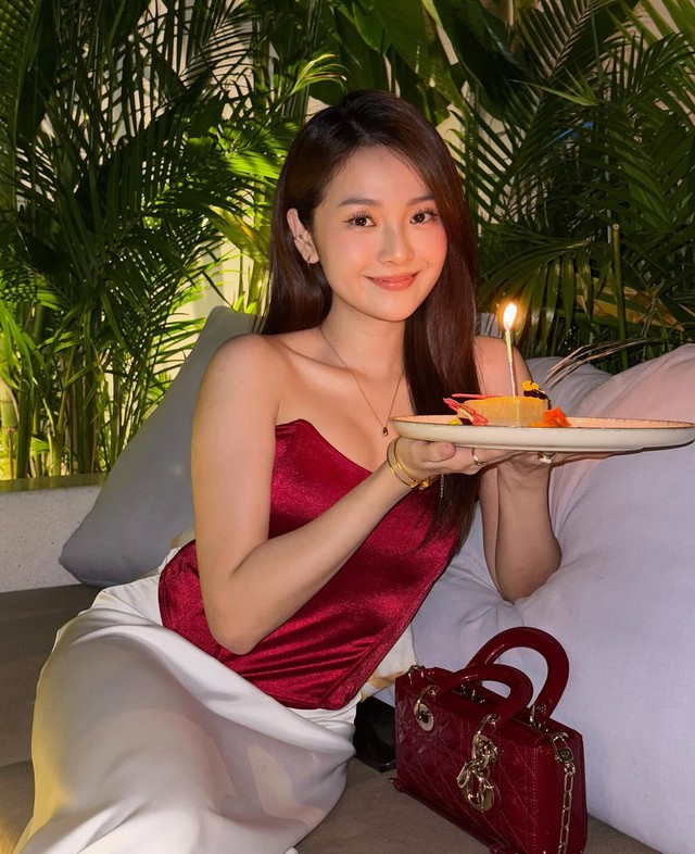 Nữ ch&iacute;nh V&igrave; Mẹ Anh Ph&aacute;n Chia Tay: Đ&atilde; xinh lại ăn mặc đẹp, cả c&otilde;i mạng m&ecirc; đi&ecirc;u đứng- Ảnh 4.