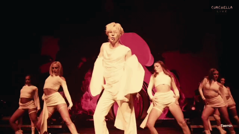 &ldquo;Vũ thần Kpop&rdquo; l&agrave;m n&ecirc;n lịch sử thế giới, h&aacute;t live - nhảy đỉnh - visual xịn khiến h&agrave;ng chục ngh&igrave;n kh&aacute;n giả xin &ldquo;in tư&rdquo; gấp - Ảnh 2.