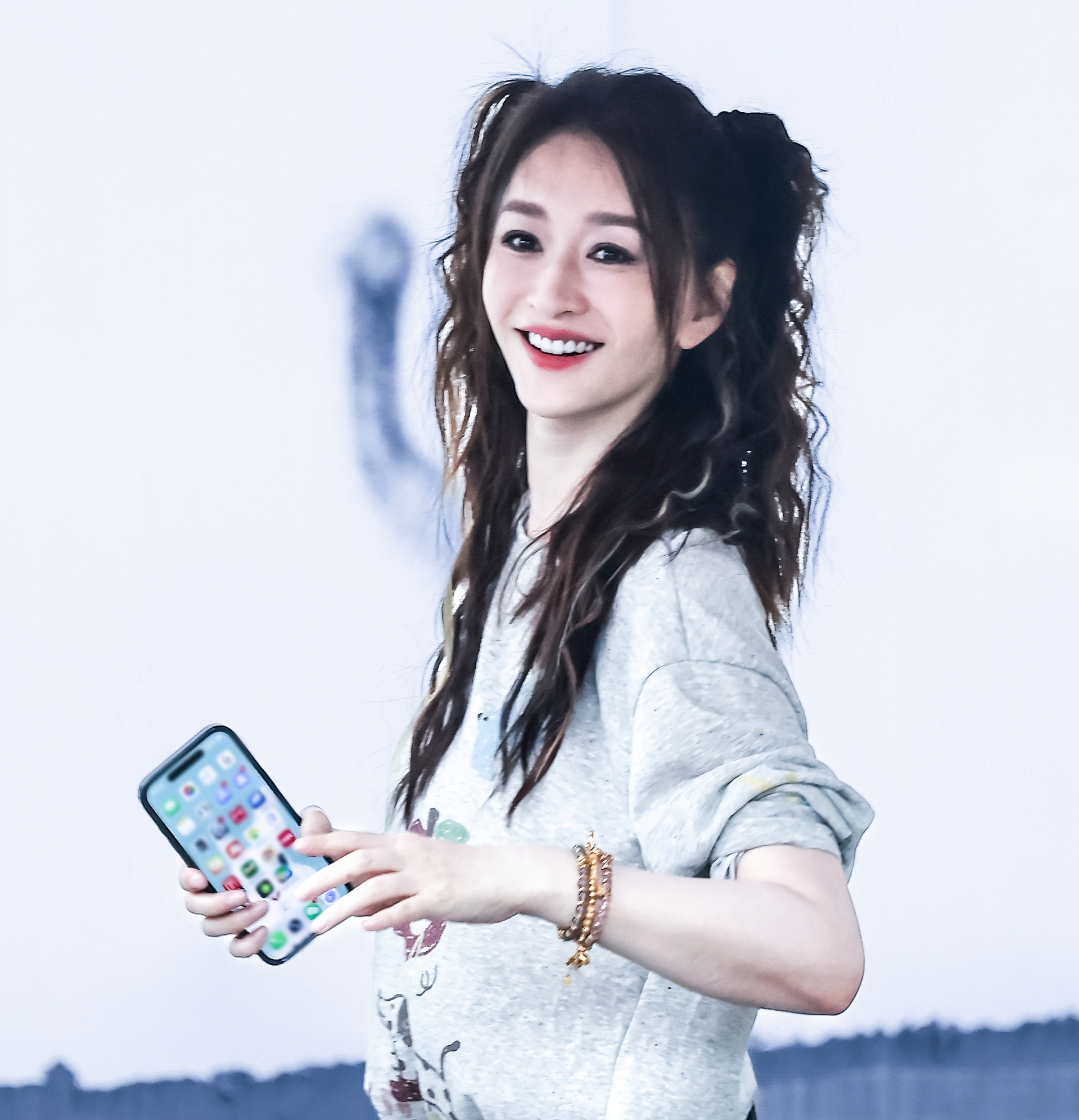 Người khiến Trang Ph&aacute;p chịu uất ức ở Tỷ Tỷ 2026: Nữ thần mặt mộc c&oacute; v&ograve;ng 1 đẹp nhất Cbiz, &iacute;ch kỷ xấu t&iacute;nh kh&ocirc;ng ai bằng- Ảnh 7.