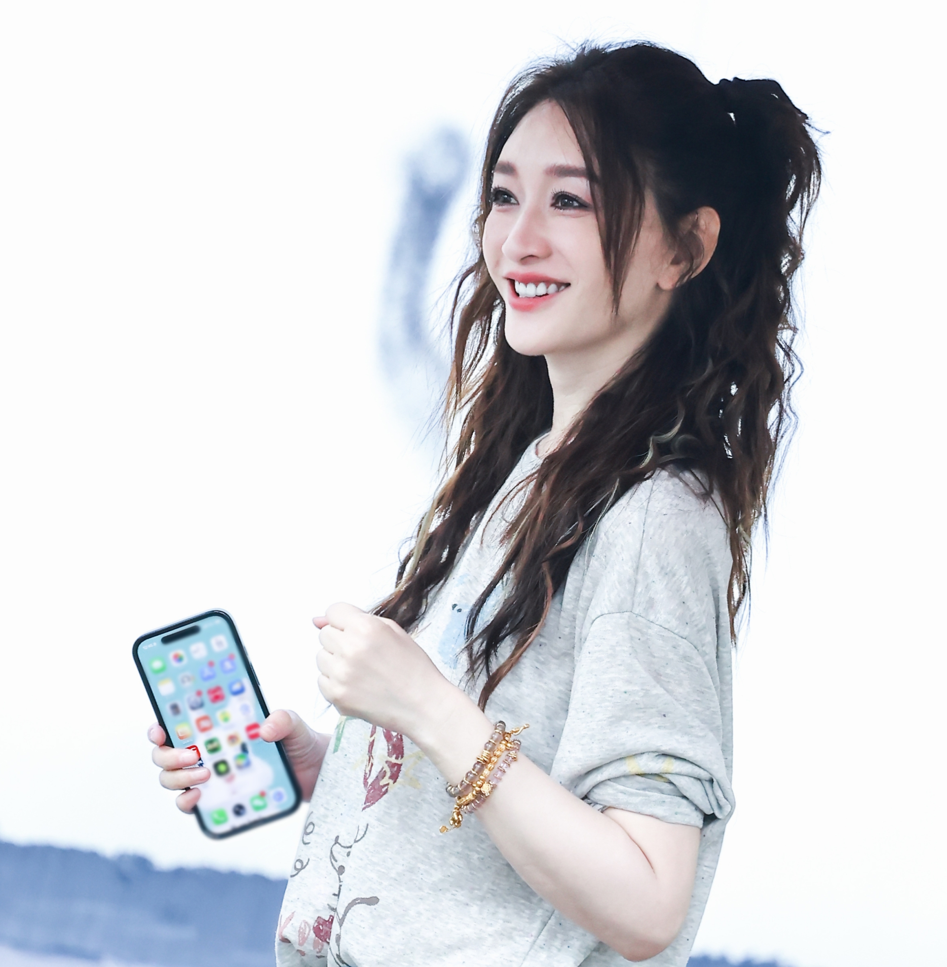 Người khiến Trang Ph&aacute;p chịu uất ức ở Tỷ Tỷ 2026: Nữ thần mặt mộc c&oacute; v&ograve;ng 1 đẹp nhất Cbiz, &iacute;ch kỷ xấu t&iacute;nh kh&ocirc;ng ai bằng- Ảnh 6.