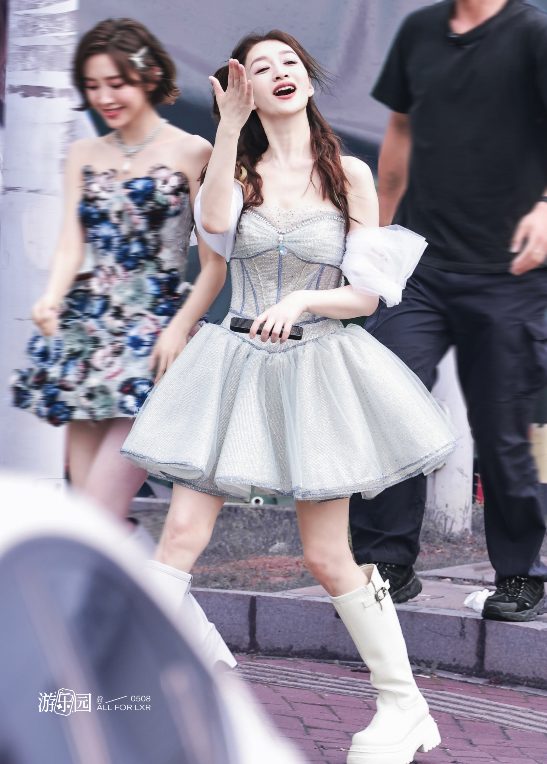 Người khiến Trang Ph&aacute;p chịu uất ức ở Tỷ Tỷ 2026: Nữ thần mặt mộc c&oacute; v&ograve;ng 1 đẹp nhất Cbiz, &iacute;ch kỷ xấu t&iacute;nh kh&ocirc;ng ai bằng- Ảnh 5.