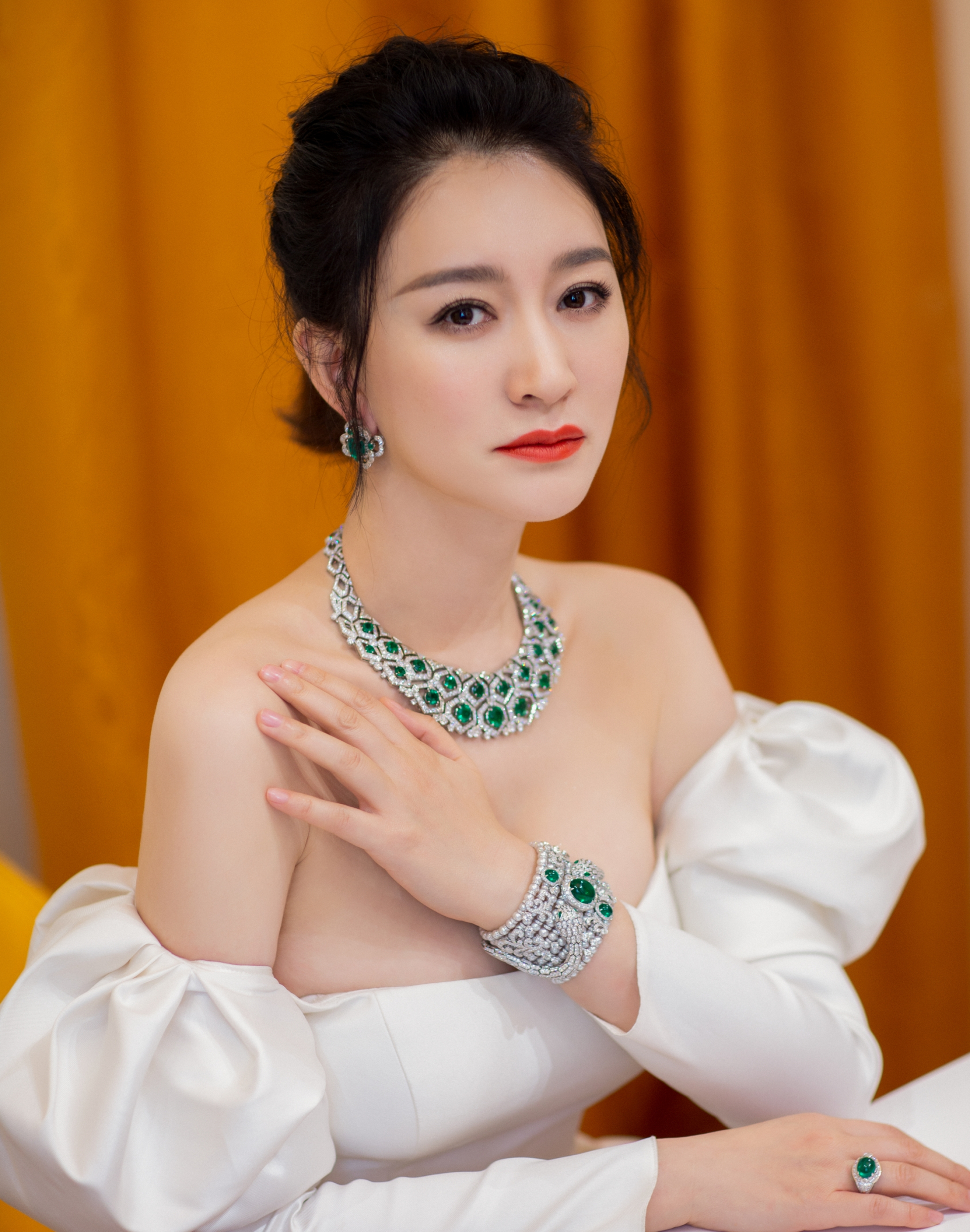 Người khiến Trang Ph&aacute;p chịu uất ức ở Tỷ Tỷ 2026: Nữ thần mặt mộc c&oacute; v&ograve;ng 1 đẹp nhất Cbiz, &iacute;ch kỷ xấu t&iacute;nh kh&ocirc;ng ai bằng- Ảnh 10.