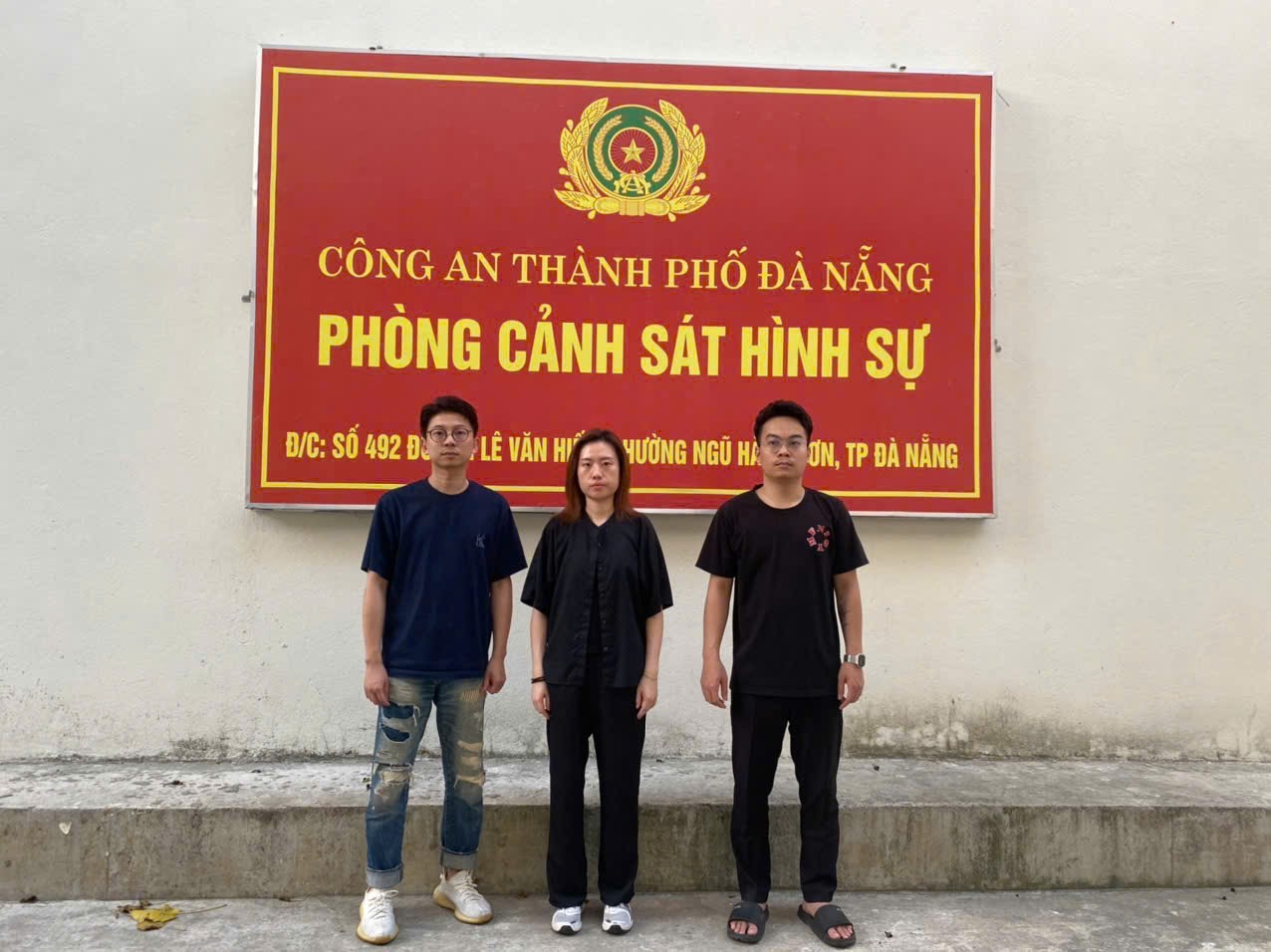 Triệt xo&aacute; s&ograve;ng Poker tr&aacute; h&igrave;nh trong kh&aacute;ch sạn 5 sao ở Đ&agrave; Nẵng - Ảnh 2.