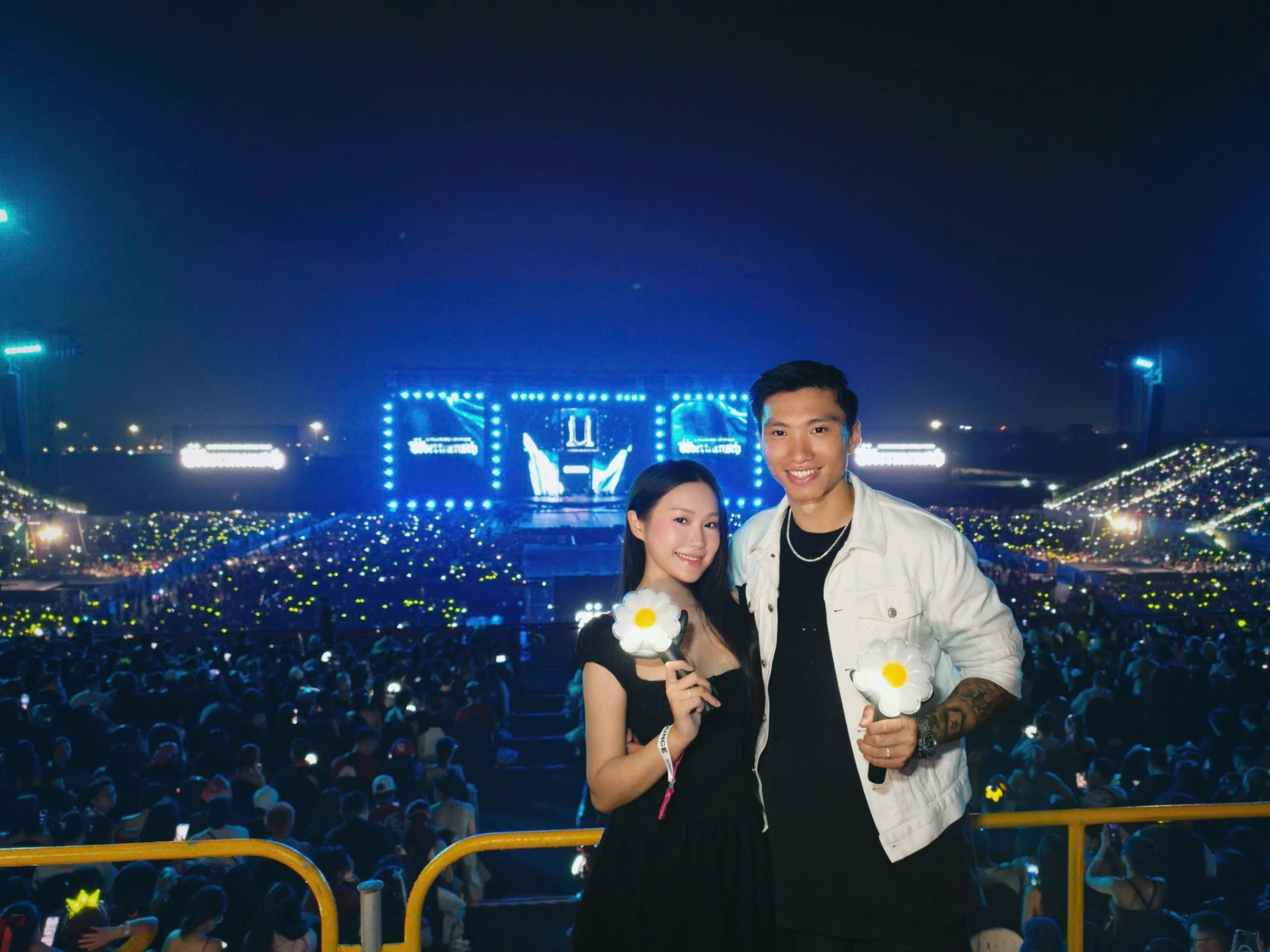 Team qua đường bắt gặp Doãn Hải My và Đoàn Văn Hậu: “Họ vẫn rất hạnh phúc“- Ảnh 3. Team qua đường bắt gặp Doãn Hải My và Đoàn Văn Hậu: “Họ vẫn rất hạnh phúc“- Ảnh 3.