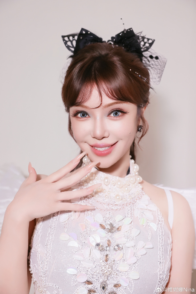 Đồng đội bị loại tức tưởi của Trang Pháp: Mỹ nhân có gia thế khủng đến mức dám tố cáo NSX dàn xếp kết quả trên sóng trực tiếp- Ảnh 2. Đồng đội bị loại tức tưởi của Trang Pháp: Mỹ nhân có gia thế khủng đến mức dám tố cáo NSX dàn xếp kết quả trên sóng trực tiếp- Ảnh 2.