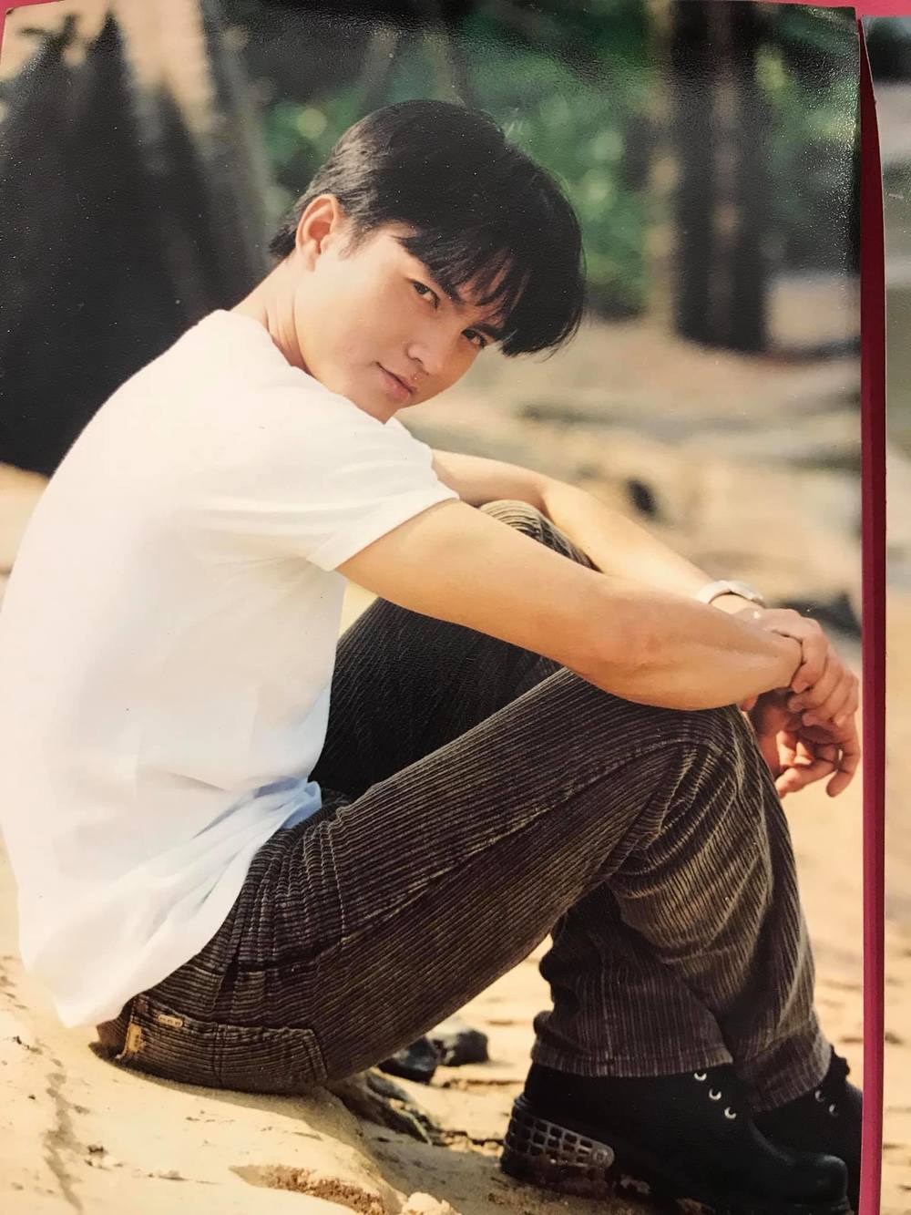 "&Ocirc;ng ho&agrave;ng m&agrave;n ảnh Việt" một thời chăm chỉ phụ vợ k&eacute;m 8 tuổi b&aacute;n nước hoa, 51 tuổi vẫn nu&ocirc;i con mọn- Ảnh 2.