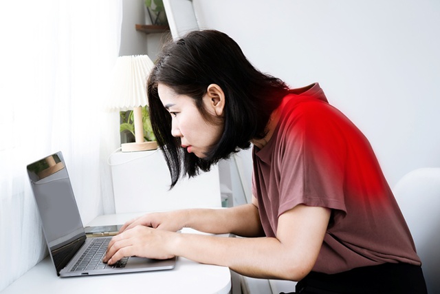 B&aacute;c sĩ Việt Đức cảnh b&aacute;o: Loại nước nhiều người trẻ uống mỗi ng&agrave;y đang &acirc;m thầm l&agrave;m hại xương khớp, 30 tuổi đ&atilde; đau lưng, tho&aacute;t vị đĩa đệm- Ảnh 4.