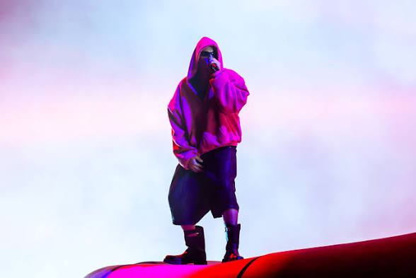 Tranh c&atilde;i căng nhất Coachella hiện tại: Justin Bieber ngồi h&aacute;t karaoke bỏ t&uacute;i 263 tỷ, nghệ sĩ nữ phải cố gắng đến mức n&agrave;o? - Ảnh 8.