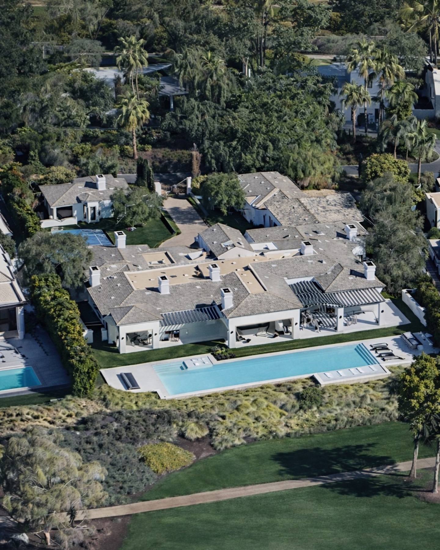 Nhất Justin Bieber: Diễn Coachella xong chạy thẳng về về nh&agrave; gi&aacute; gần 500 tỷ... chỉ c&aacute;ch v&agrave;i bước ch&acirc;n!- Ảnh 2.