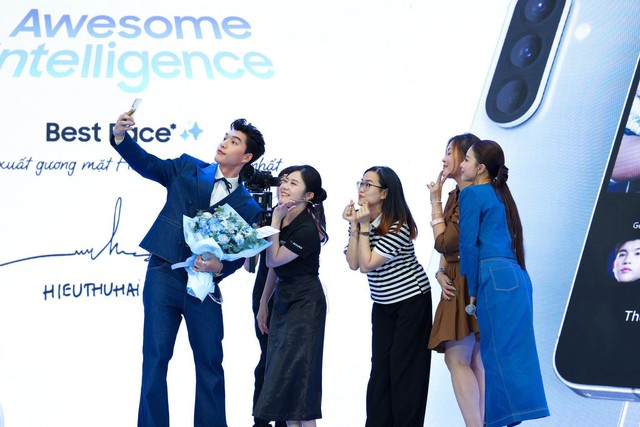 HIEUTHUHAI v&agrave; gi&aacute; trị bền vững của một nghệ sĩ thế hệ mới - Ảnh 2.