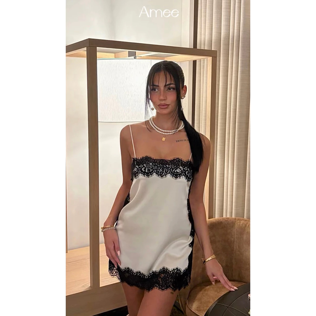 Hailey Bieber mặc chiếc v&aacute;y hot nhất m&ugrave;a h&egrave; 2026, chiếm hết spotlight ở Coachella - Ảnh 6.