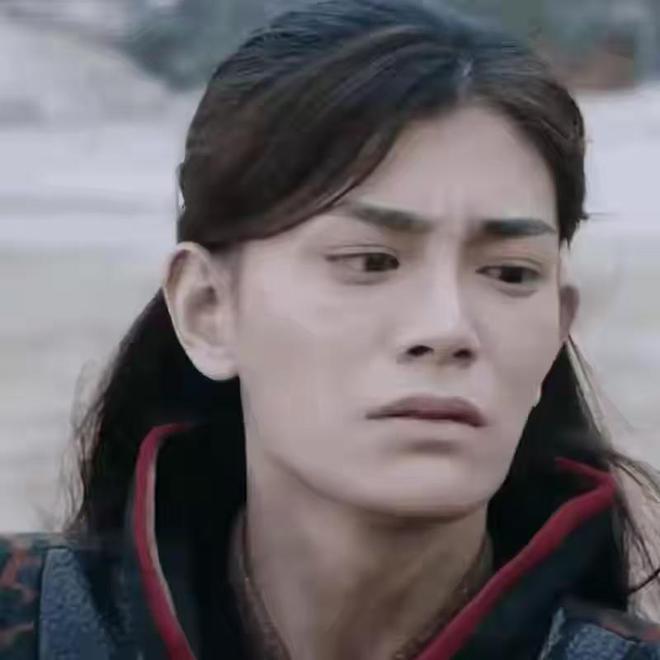 4 sao nam cổ trang xấu nhất Trung Quốc: Vương Hạc Đệ may qu&aacute; b&eacute;t bảng, hạng 1 l&ograve;e loẹt đến cay mắt- Ảnh 6.