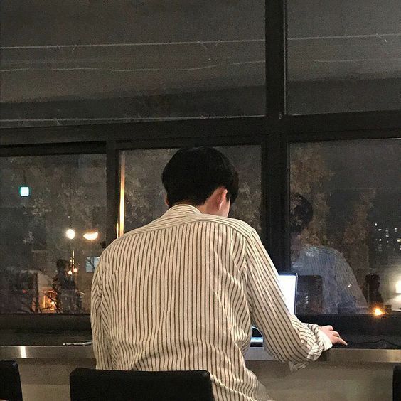 Lương văn ph&ograve;ng 23 triệu đồng/th&aacute;ng, l&agrave;m tự do th&igrave; kiếm gấp đ&ocirc;i: C&oacute; n&ecirc;n nghỉ việc full-time?- Ảnh 2.