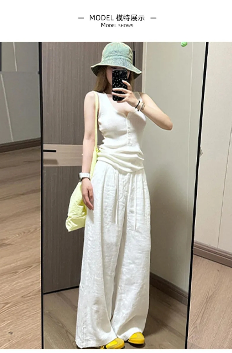 Kh&ocirc;ng h&agrave;ng hiệu, kh&ocirc;ng logo: Mặc c&agrave;ng &iacute;t chi tiết, v&igrave; sao lại c&agrave;ng sang? - Ảnh 9.