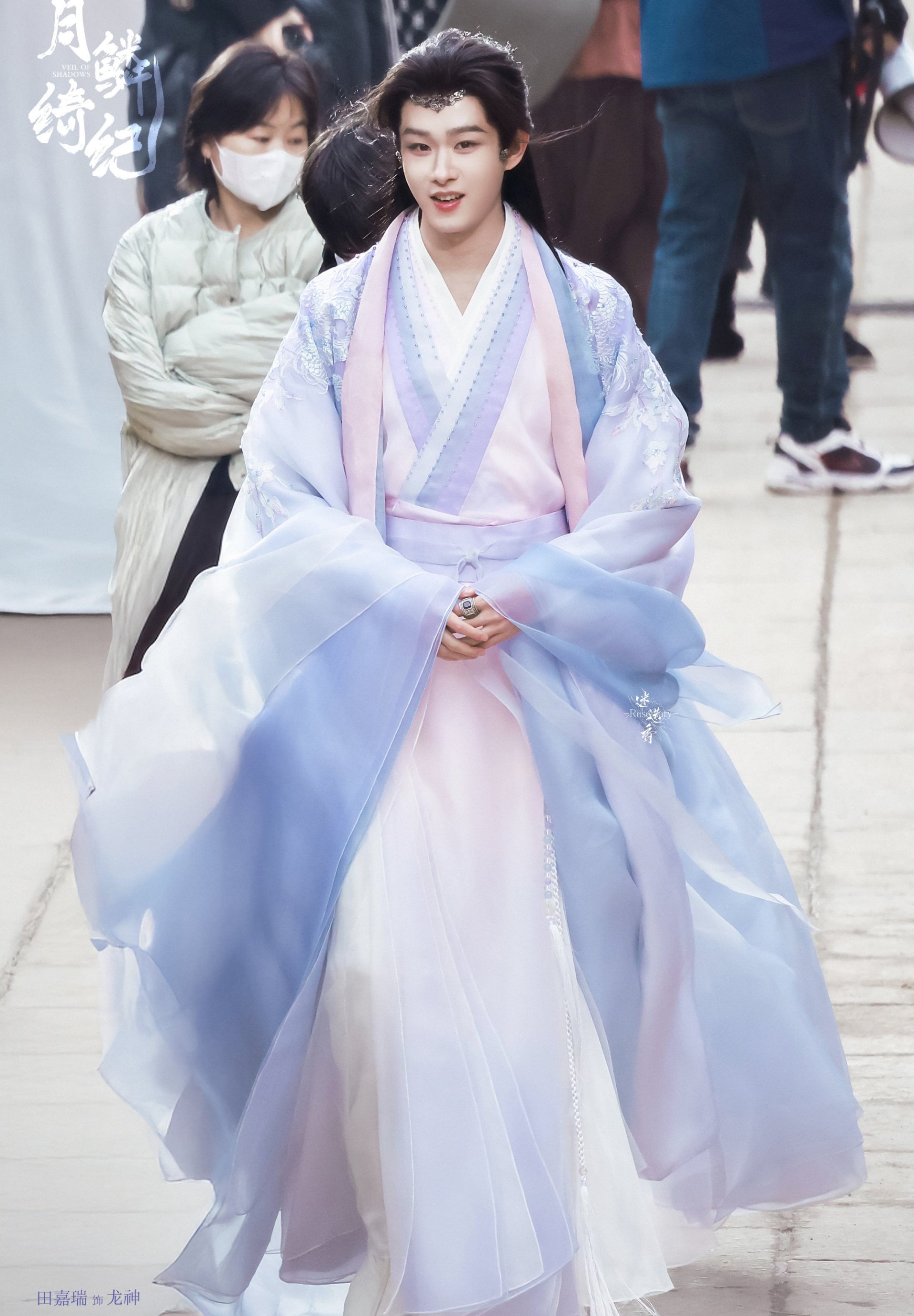 Lộ diện Tiểu Long Nữ bản nam đẹp chả k&eacute;m Lưu Diệc Phi: Thanh l&atilde;nh như sương, phi&ecirc;u dật như ti&ecirc;n, trăm năm kh&oacute; t&igrave;m- Ảnh 7.