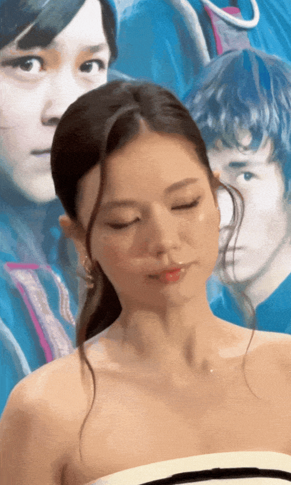 Ngọc nữ mới của Vbiz chính là “đoá hoa đẹp nhất giữa rừng hoa”, chụp bừa 1 tấm cũng tuyệt đối phong thần- Ảnh 2. Ngọc nữ mới của Vbiz chính là “đoá hoa đẹp nhất giữa rừng hoa”, chụp bừa 1 tấm cũng tuyệt đối phong thần- Ảnh 2.