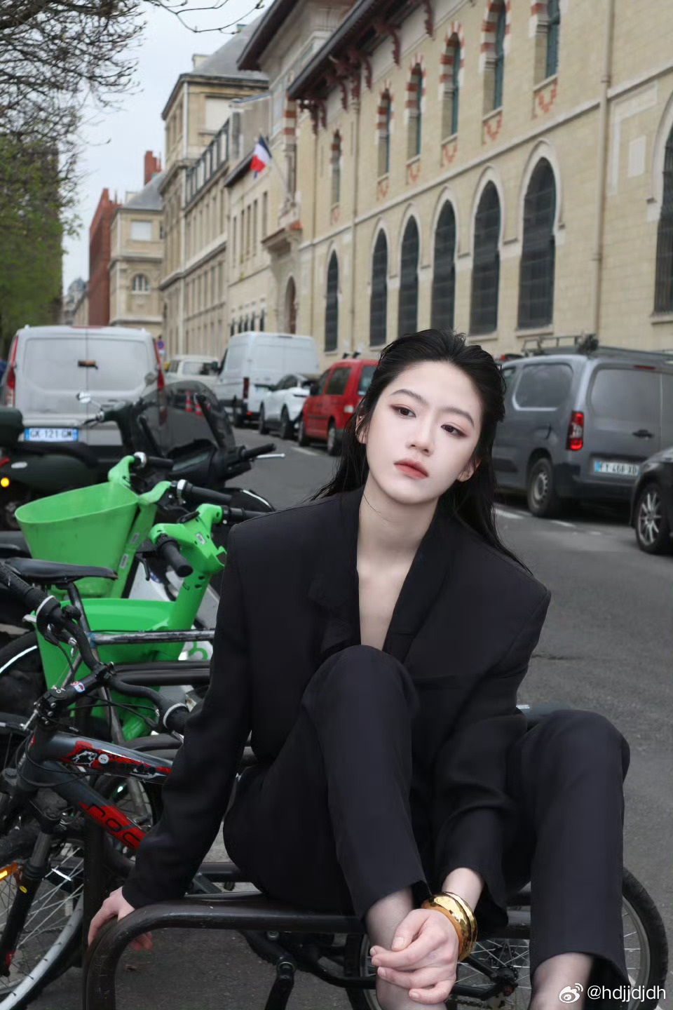 Đ&atilde; t&igrave;m ra bad girl đẹp nhất Trung Quốc: Ph&igrave; ph&egrave;o thuốc l&aacute; từ phim đến đời, gh&eacute;t đến mấy cũng kh&ocirc;ng d&aacute;m ch&ecirc; visual- Ảnh 8.