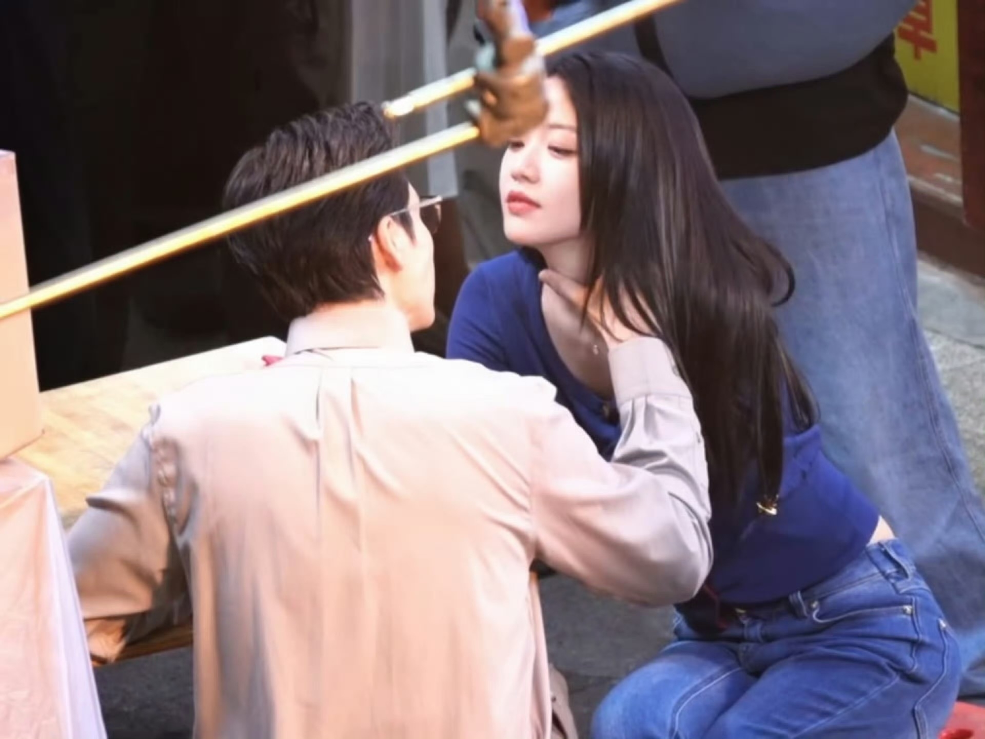 Đ&atilde; t&igrave;m ra bad girl đẹp nhất Trung Quốc: Ph&igrave; ph&egrave;o thuốc l&aacute; từ phim đến đời, gh&eacute;t đến mấy cũng kh&ocirc;ng d&aacute;m ch&ecirc; visual- Ảnh 5.