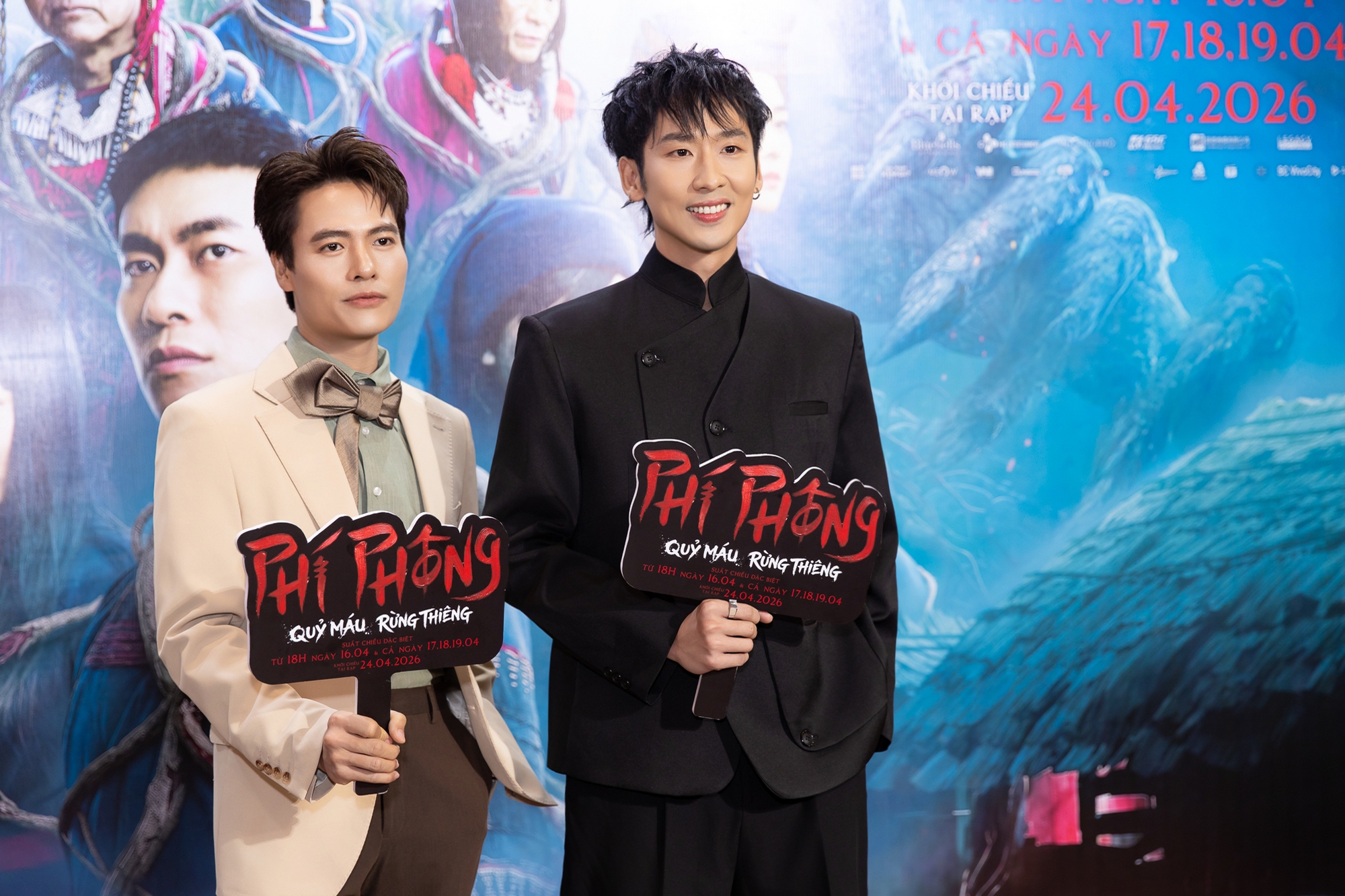 Thảm đỏ HOT nhất h&ocirc;m nay: Phương Anh Đ&agrave;o đọ sắc đen với Thi&ecirc;n &Acirc;n - Kỳ Duy&ecirc;n, V&otilde; Điền Gia Huy - HIEUTHUHAI đẹp trai hết nấc- Ảnh 14.