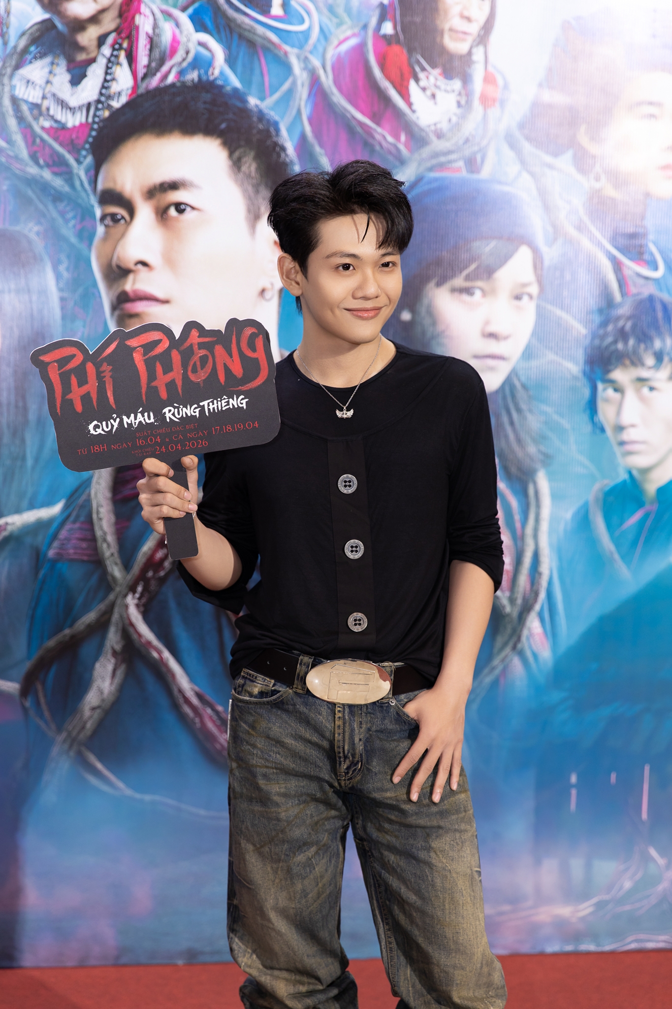 Thảm đỏ HOT nhất h&ocirc;m nay: Phương Anh Đ&agrave;o đọ sắc đen với Thi&ecirc;n &Acirc;n - Kỳ Duy&ecirc;n, V&otilde; Điền Gia Huy - HIEUTHUHAI đẹp trai hết nấc- Ảnh 15.