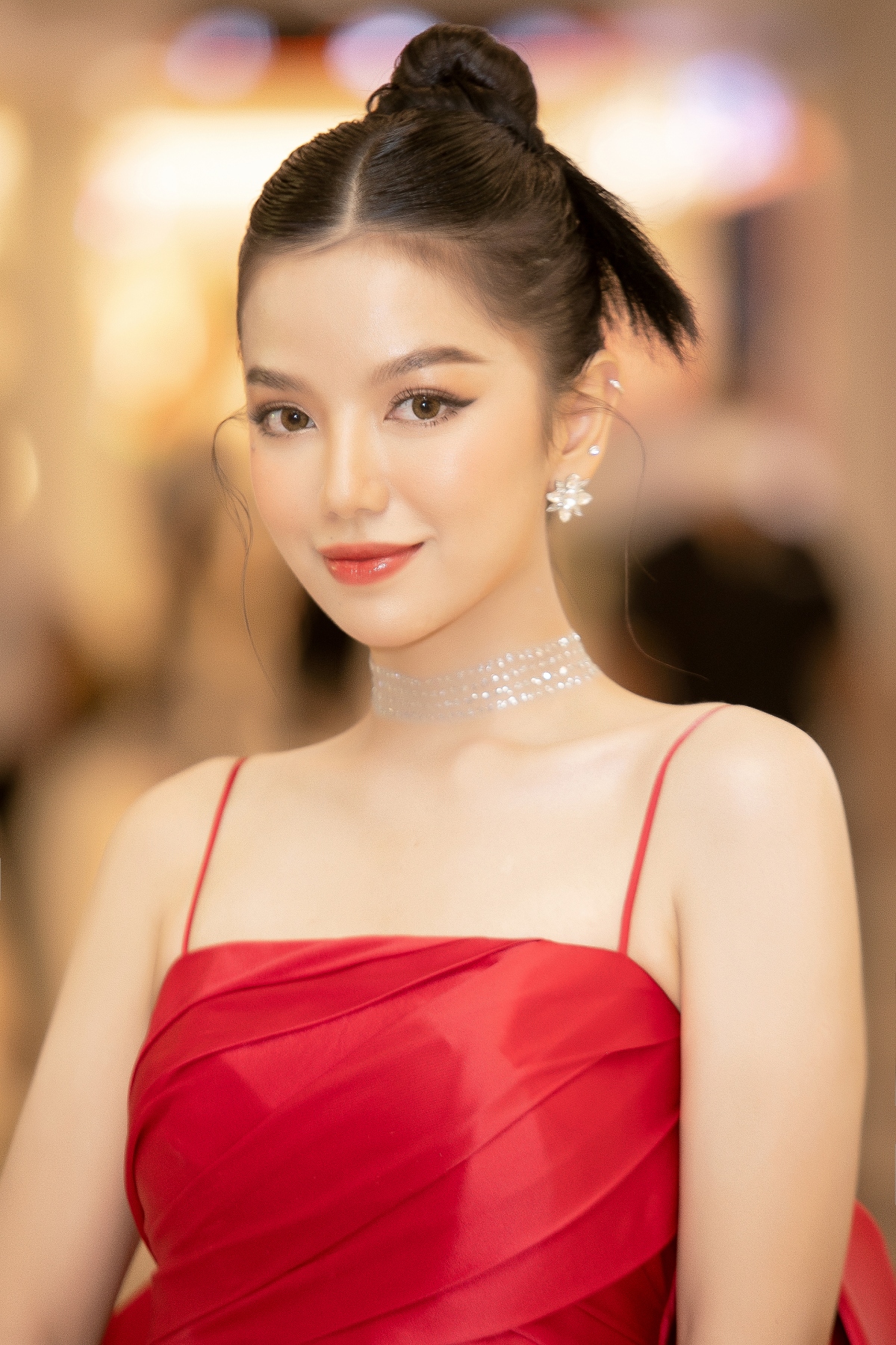 Ngọc nữ mới của Vbiz chính là “đoá hoa đẹp nhất giữa rừng hoa”, chụp bừa 1 tấm cũng tuyệt đối phong thần- Ảnh 4. Ngọc nữ mới của Vbiz chính là “đoá hoa đẹp nhất giữa rừng hoa”, chụp bừa 1 tấm cũng tuyệt đối phong thần- Ảnh 4.