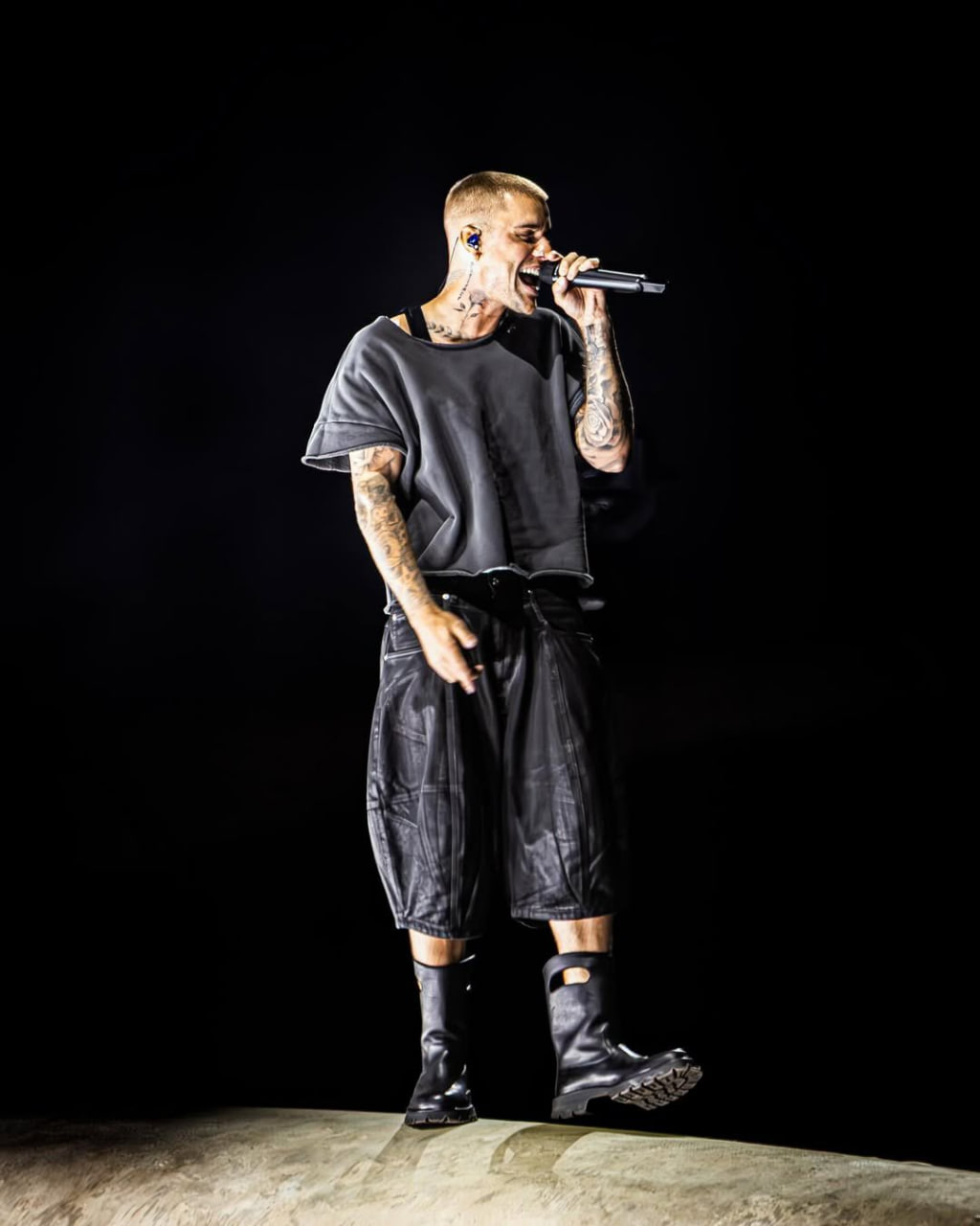 131 triệu lượt xem Justin Bieber h&aacute;t karaoke ở Coachella, gần 30 năm chưa ai l&agrave;m được điều n&agrave;y- Ảnh 2.
