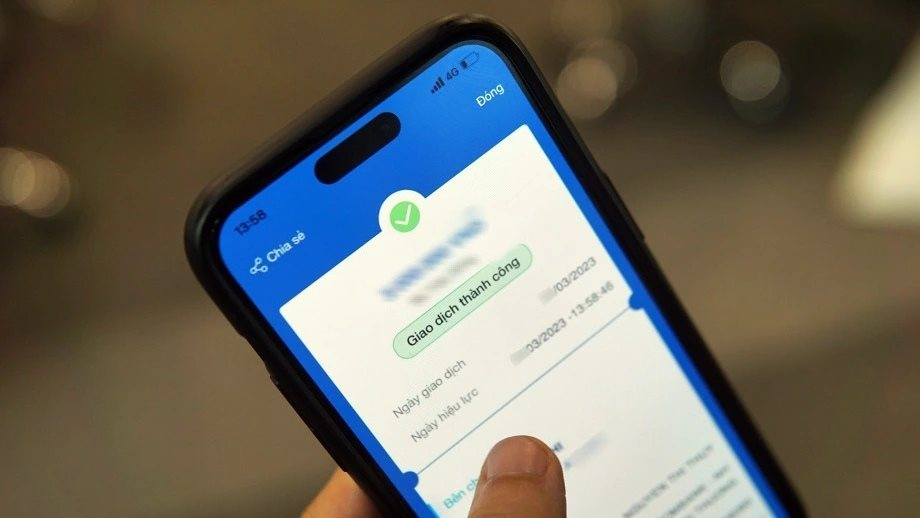 Cảnh b&aacute;o mất quyền sử dụng t&agrave;i khoản nếu nhận tiền, chuyển tiền từ những giao dịch n&agrave;y- Ảnh 1.