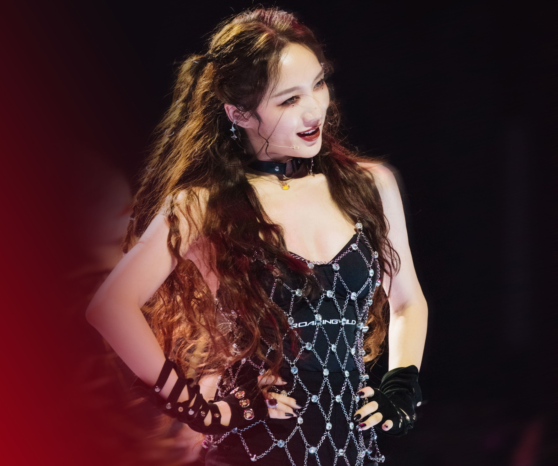 Xui như mỹ nh&acirc;n n&agrave;y đ&uacute;ng l&agrave; cạn phước: Đồng nghiệp cướp spotlight, hết thời bị chặn kh&ocirc;ng cho v&agrave;o show- Ảnh 5.