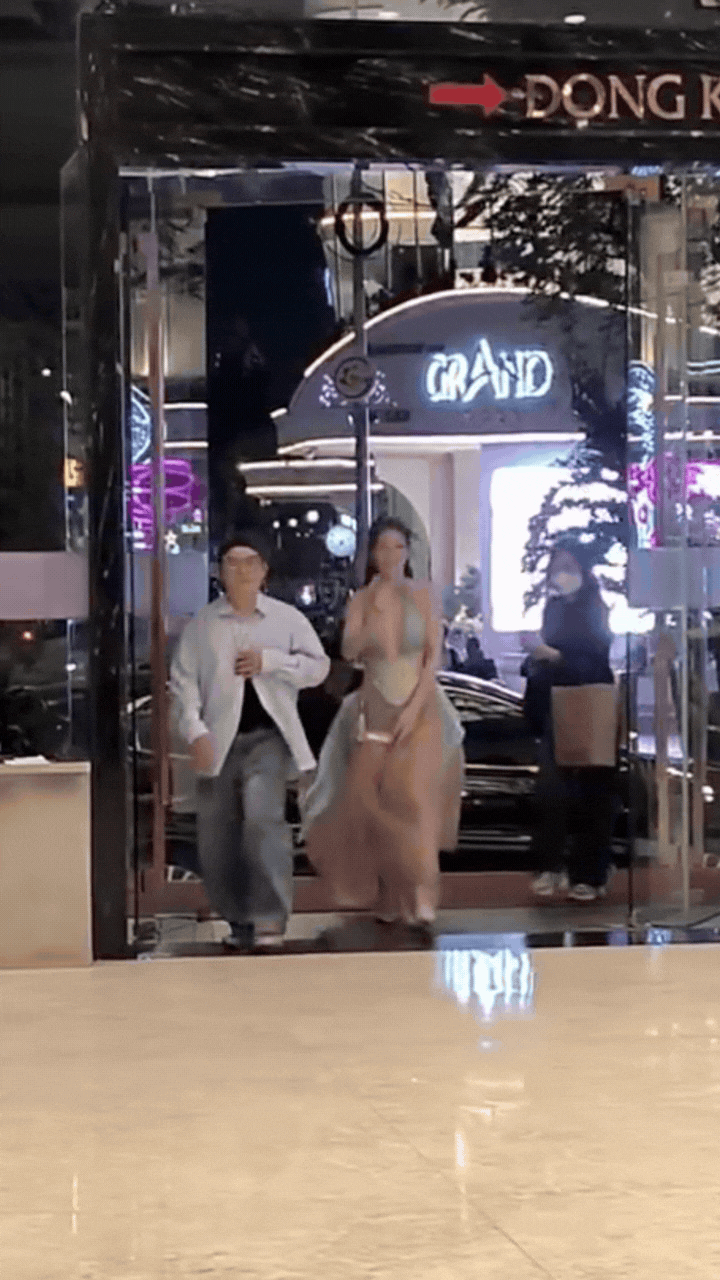 C&uacute; vấp của mỹ nh&acirc;n Việt đẹp chấp Hoa hậu khiến c&otilde;i mạng d&aacute;n mắt, nhan sắc cỡ n&agrave;y l&agrave;m g&igrave; cũng hot - Ảnh 1.