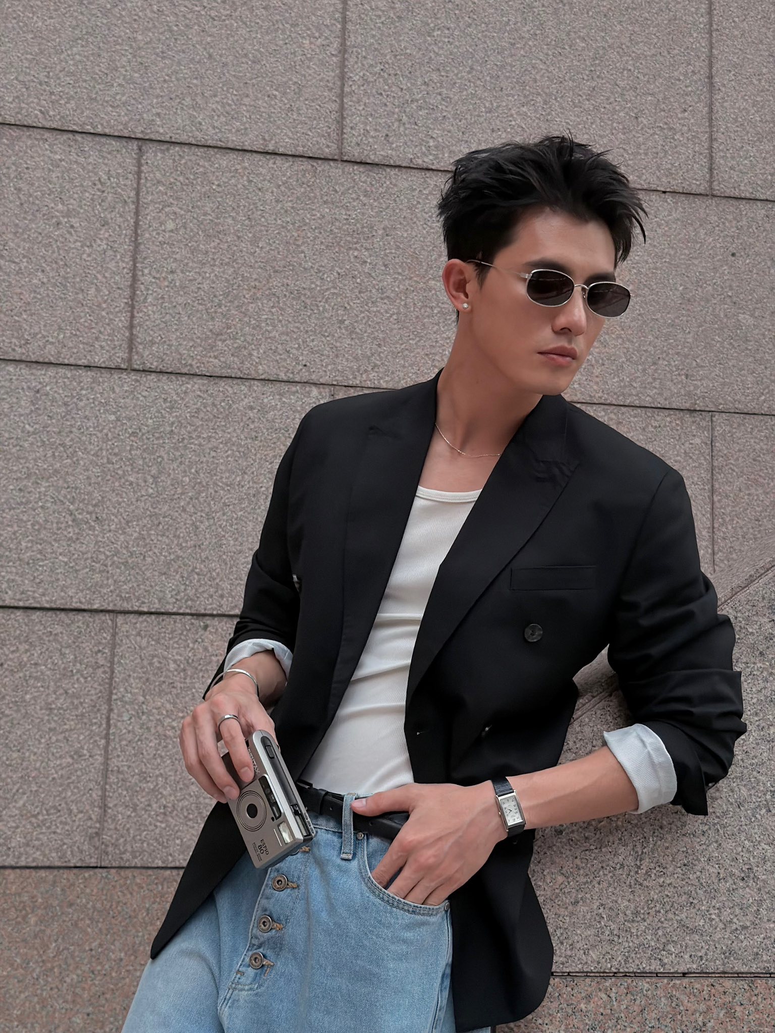 Mỹ nam thế hệ mới đang g&acirc;y nhiễu loạn m&agrave;n ảnh Việt: Kh&iacute; chất kh&ocirc;ng c&oacute; điểm ch&ecirc;, gương mặt ho&agrave;n hảo chuẩn "tỷ lệ v&agrave;ng"- Ảnh 4.