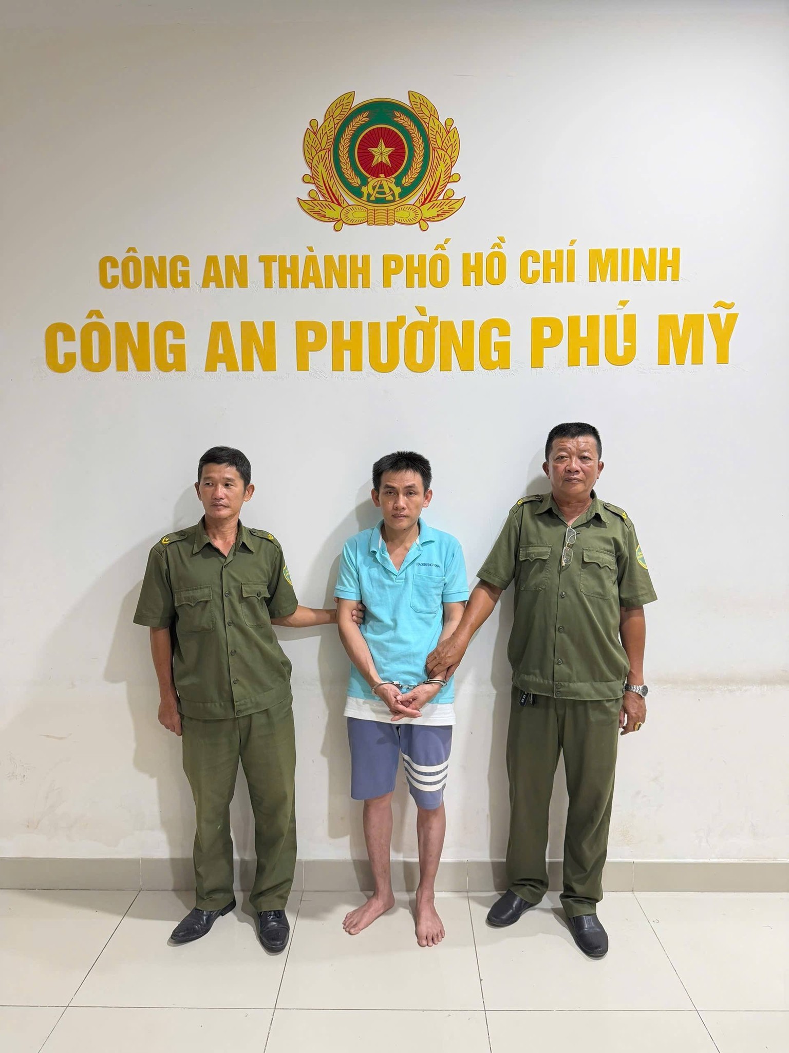 Bắt Lê Văn Sơn, người trộm xe máy ở siêu thị Co.opmart Phú Mỹ- Ảnh 3.