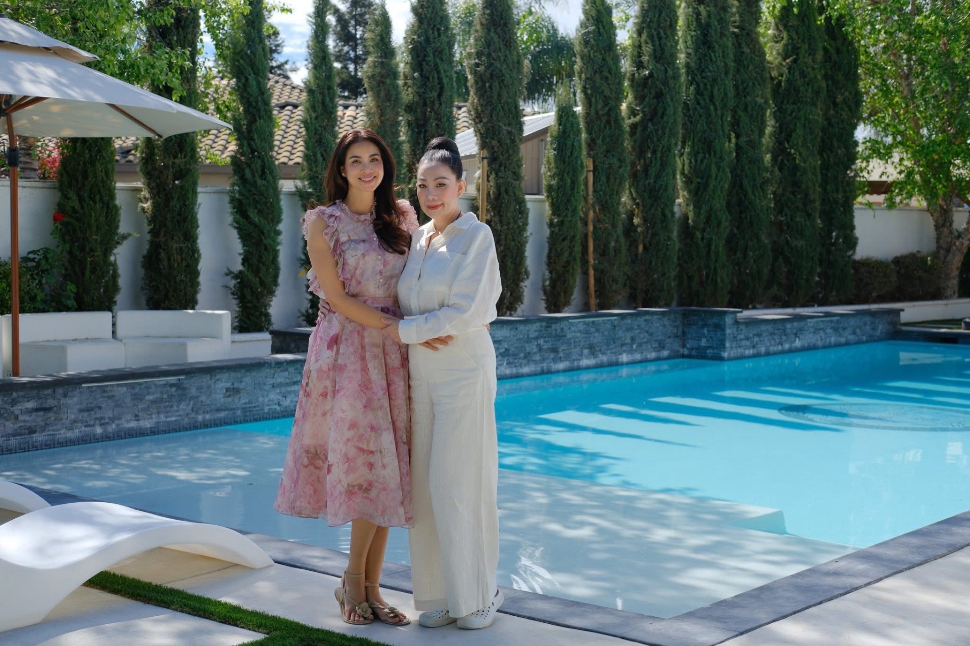 H&eacute; lộ tổ ấm sang trọng của Phạm Hương khi đ&oacute;n bạn th&acirc;n đến thăm- Ảnh 2.