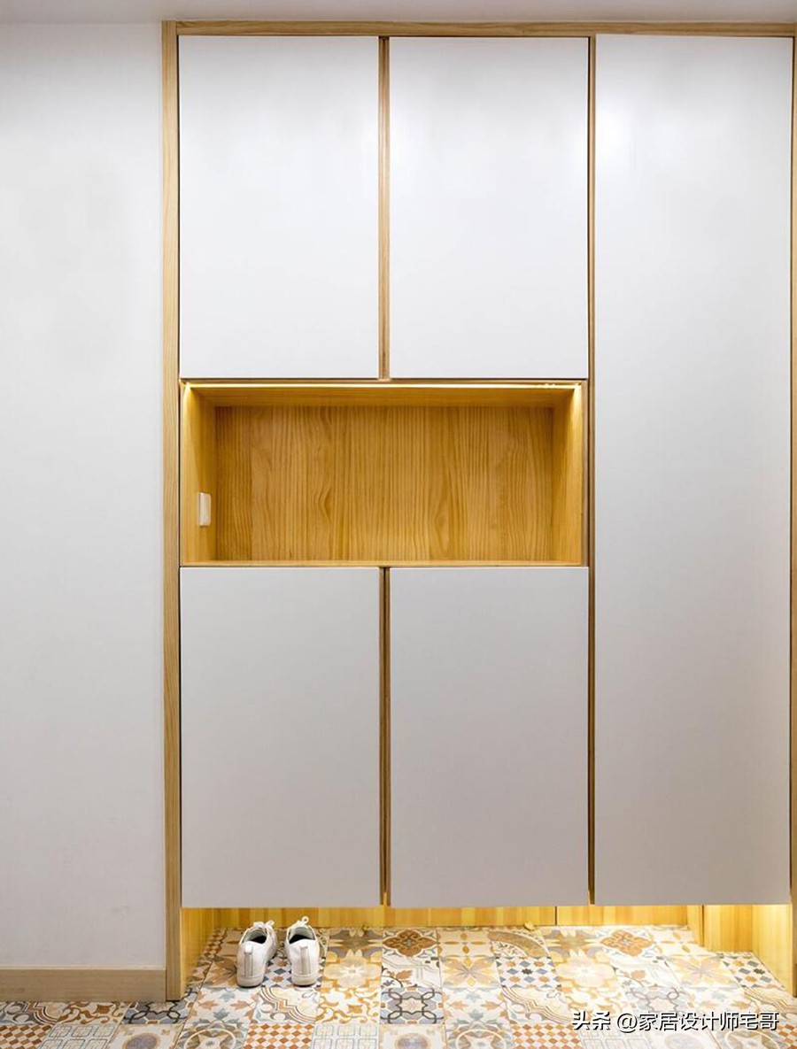 Căn hộ 50m&sup2; cho 6 người: C&aacute;ch bố tr&iacute; khiến nhiều gia đ&igrave;nh phải suy nghĩ lại về nhu cầu diện t&iacute;ch - Ảnh 1.