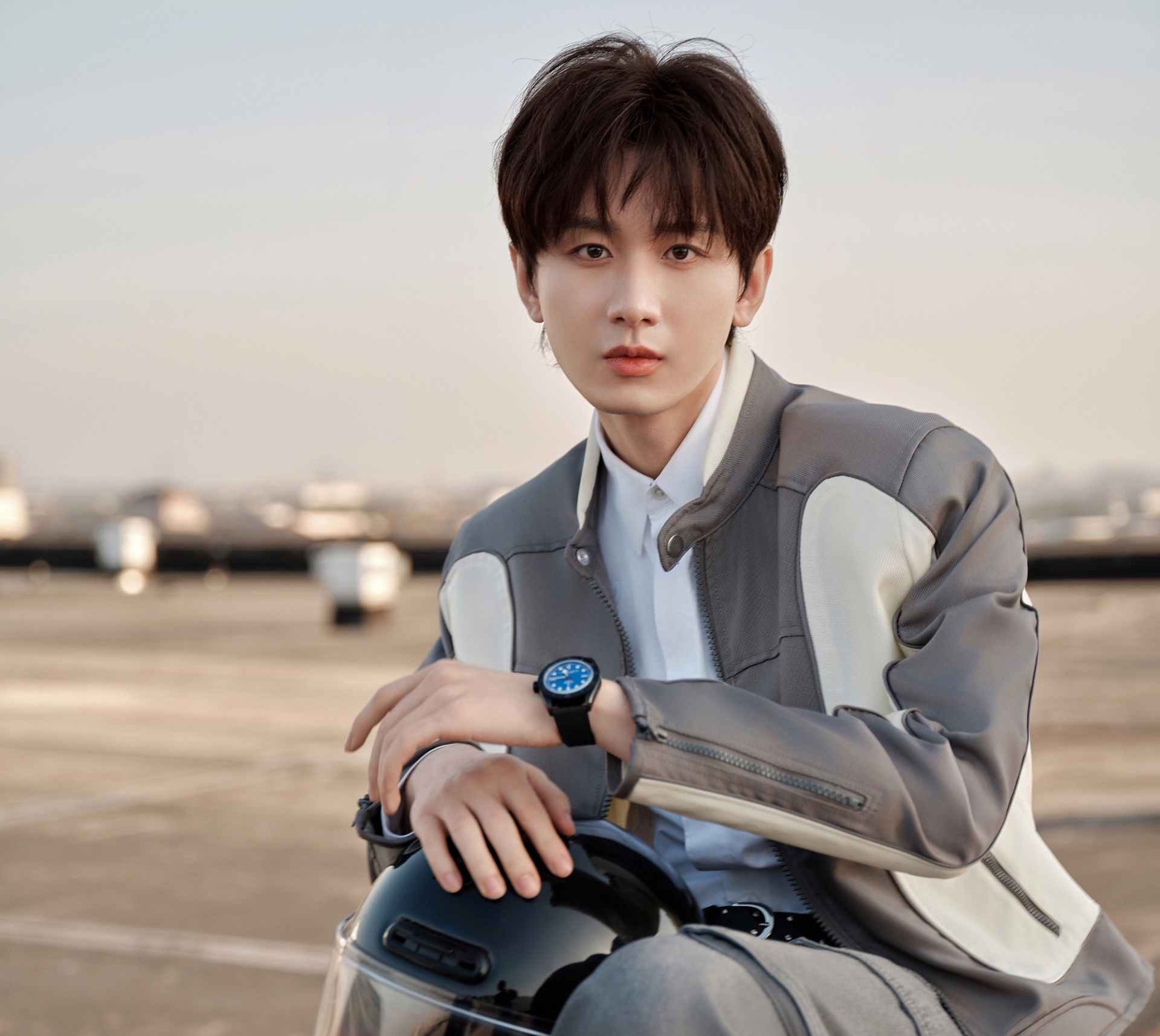 Sự hết thời của mỹ nam "x&eacute; couple" sốc nhất lịch sử showbiz: "Bay m&agrave;u" 13 hợp đồng trong 4 th&aacute;ng, chạm đ&aacute;y danh tiếng v&igrave; sống &iacute;ch kỷ- Ảnh 6.