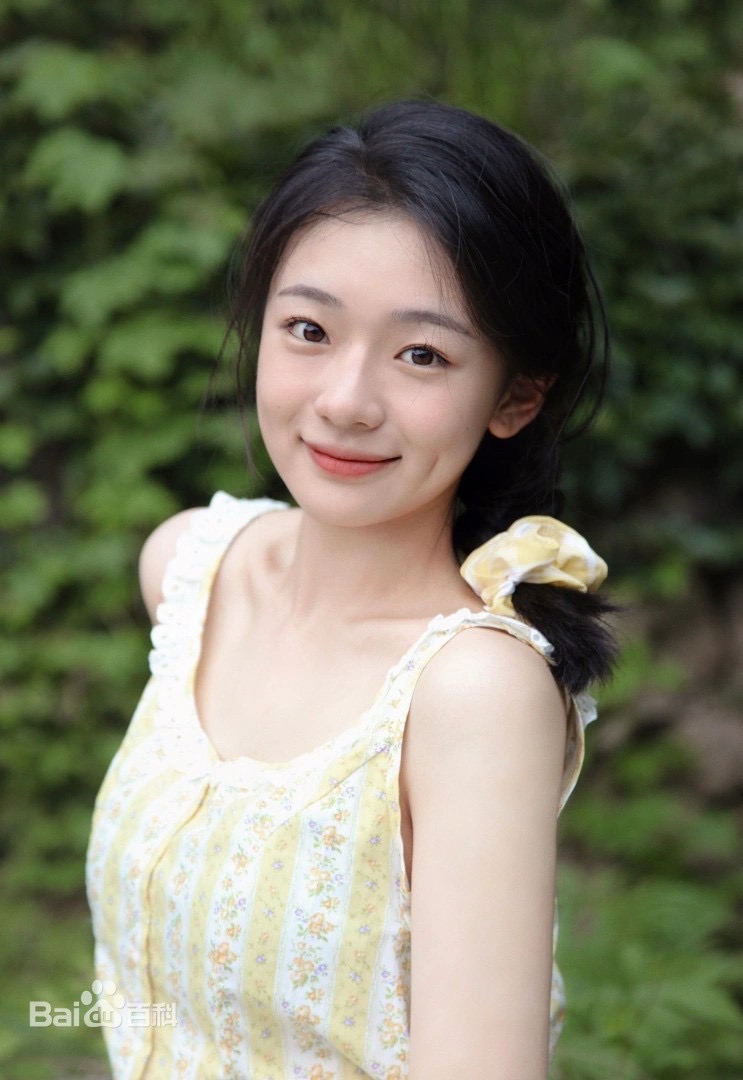 Mỹ nh&acirc;n 2002 dạy cho L&acirc;m T&acirc;m Như, Ch&acirc;u Tấn một b&agrave;i học- Ảnh 11.