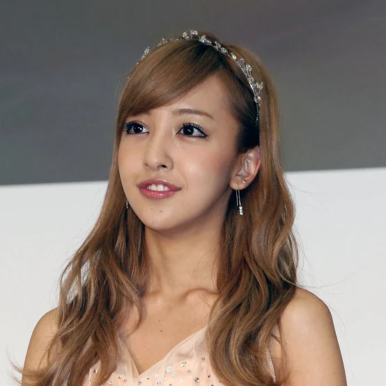 Ngắm nhan sắc n&agrave;y y&ecirc;u đời biết bao: Mỹ nh&acirc;n nổi loạn khiến showbiz phải đổi luật, visual 20 năm chưa từng lỗi thời- Ảnh 3.