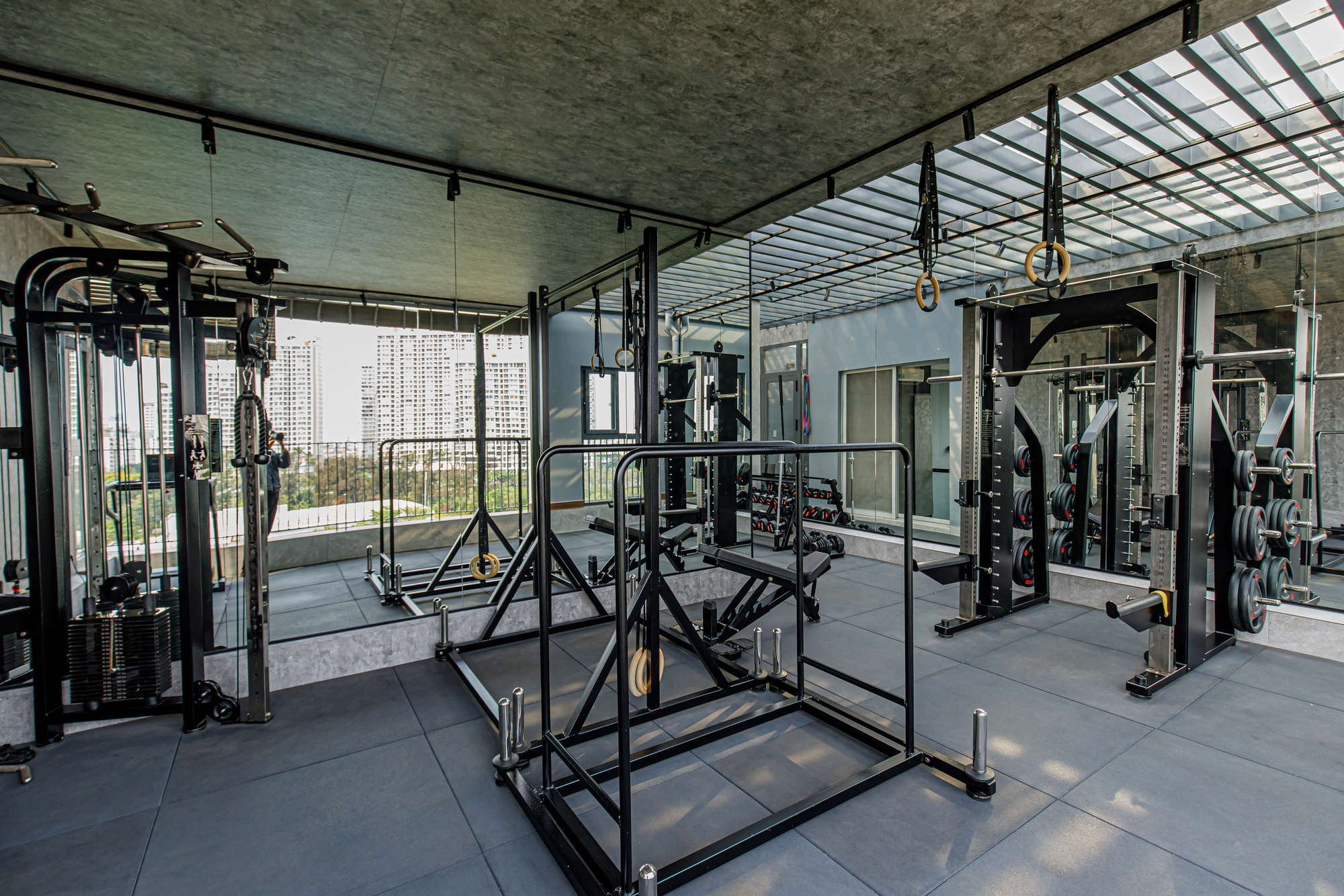 Tiểu thư S&agrave;i th&agrave;nh lấy chồng thạc sĩ điển trai: Sau đ&aacute;m cưới cổ t&iacute;ch mua lu&ocirc;n penthouse 11 tỷ, cả c&otilde;i mạng rần rần xin v&iacute;a - Ảnh 22.