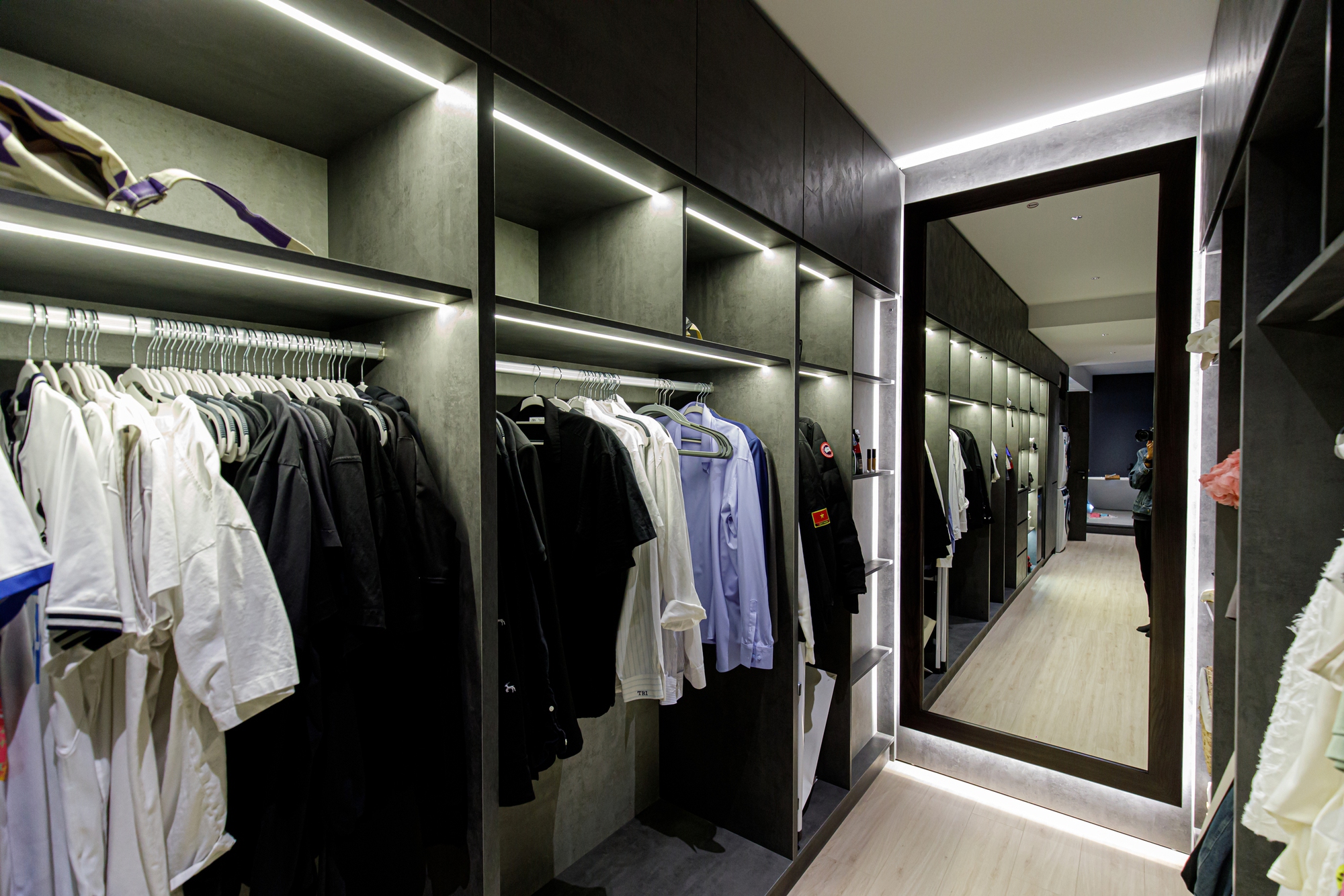 Tiểu thư S&agrave;i th&agrave;nh lấy chồng thạc sĩ điển trai: Sau đ&aacute;m cưới cổ t&iacute;ch mua lu&ocirc;n penthouse 11 tỷ, cả c&otilde;i mạng rần rần xin v&iacute;a - Ảnh 10.