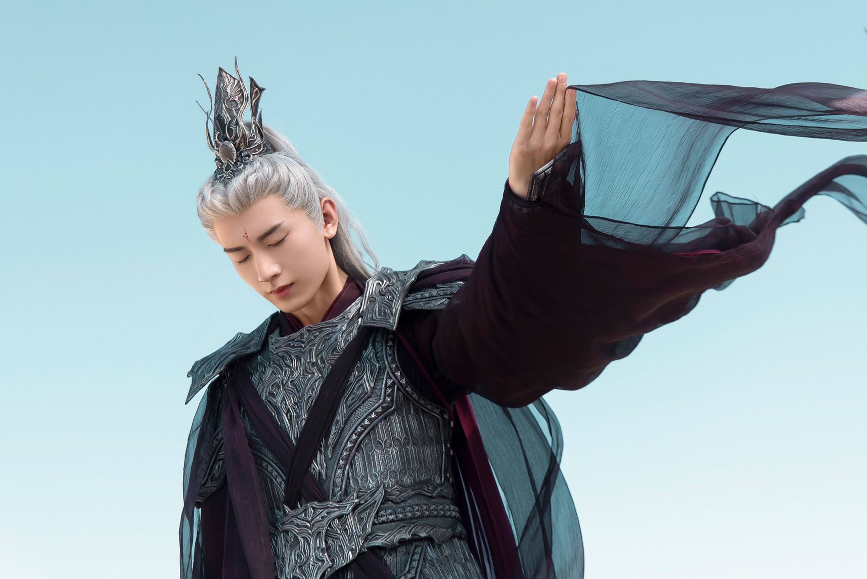 10 mỹ nam cổ trang đẹp nhất Trung Quốc: Trương Lăng H&aacute;ch b&eacute;t bảng, hạng 1 l&agrave; hồ ly tinh x&eacute; truyện bước ra- Ảnh 2.