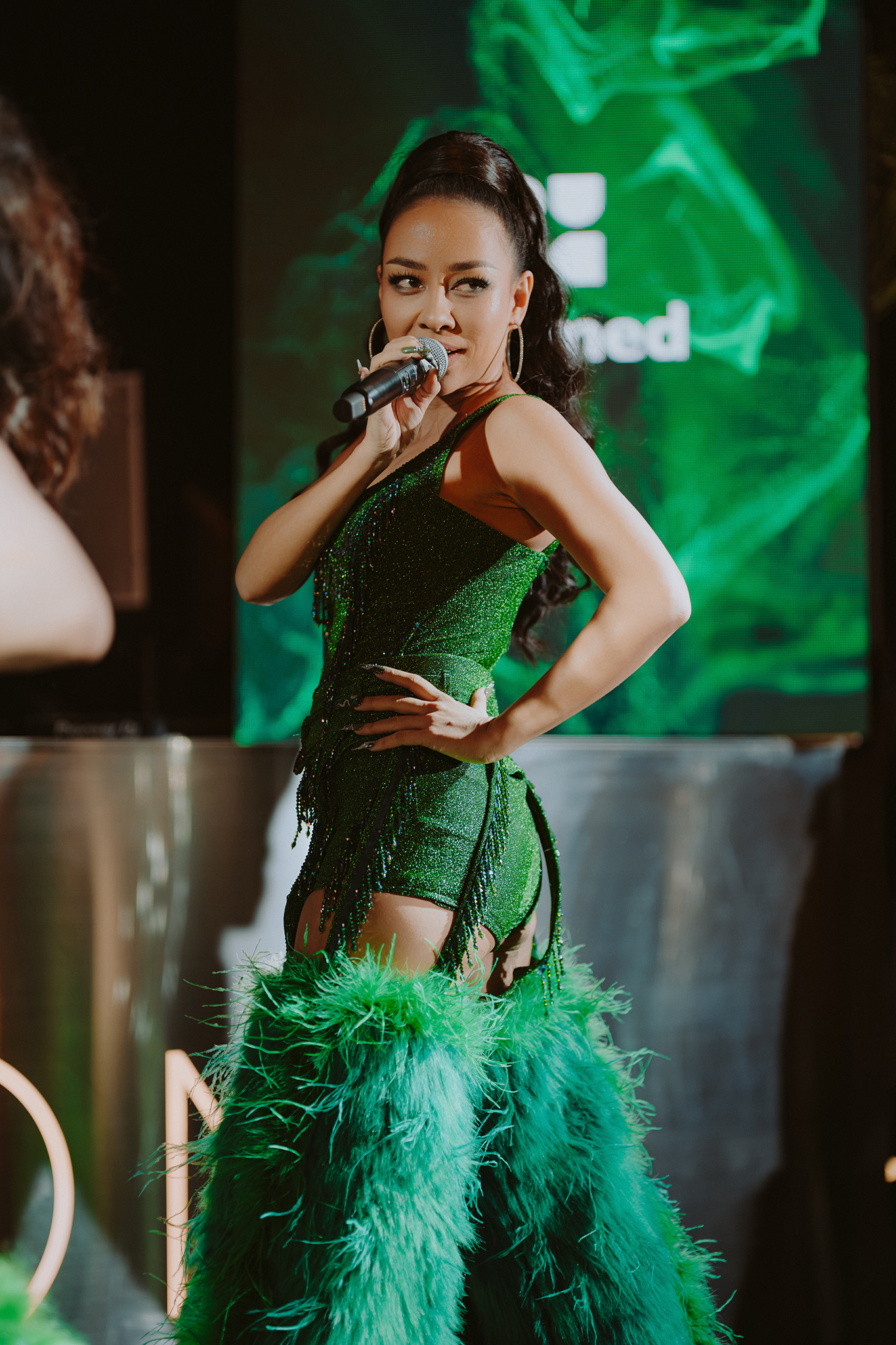 Giữa l&uacute;c drama trợ l&yacute; - nghệ sĩ dậy s&oacute;ng rần rần tr&ecirc;n Threads, ca sĩ Thảo Trang bất ngờ bị r&eacute;o t&ecirc;n với th&aacute;i độ thế n&agrave;o? - Ảnh 6.