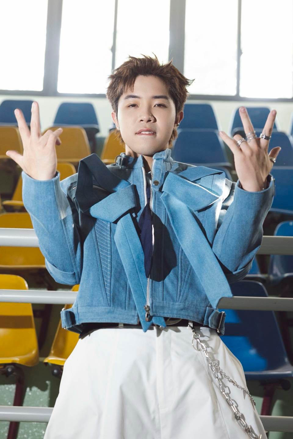 AMEE có mối quan hệ gì với B Ray? - Ảnh 3. AMEE có mối quan hệ gì với B Ray? - Ảnh 3.