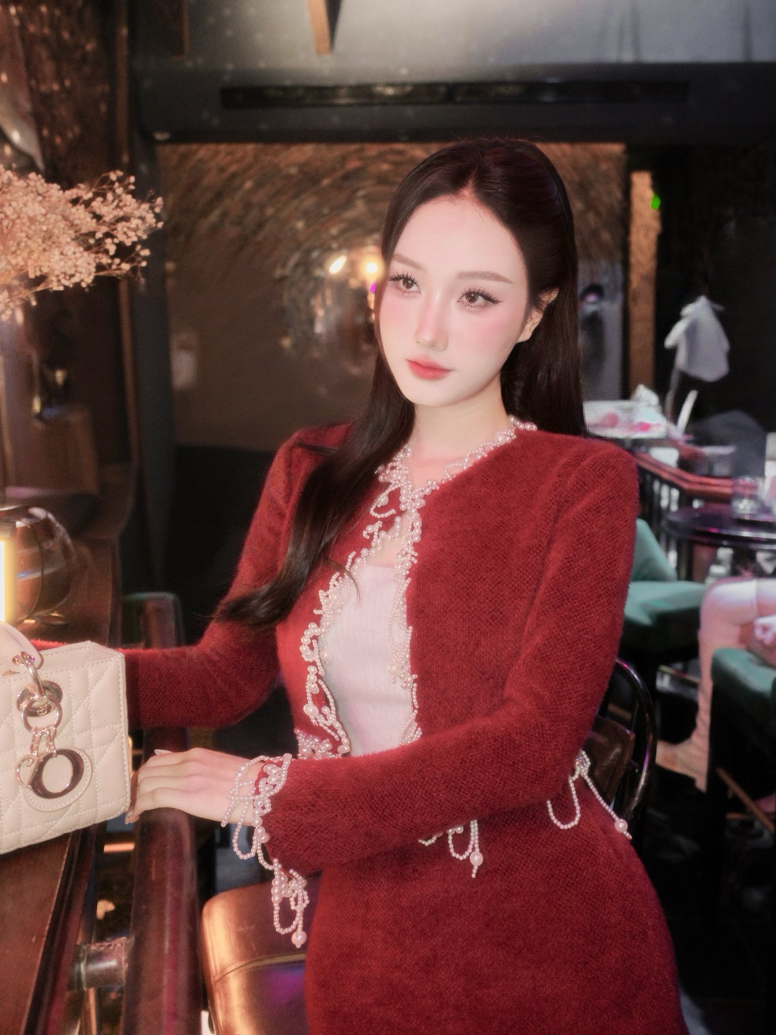 Cả đời xem phim Việt chưa thấy ai make up đẹp cỡ n&agrave;y: Nhan sắc b&eacute;n đứt tay, l&ecirc;n h&igrave;nh v&agrave;i ph&uacute;t h&uacute;t cả triệu view- Ảnh 6.