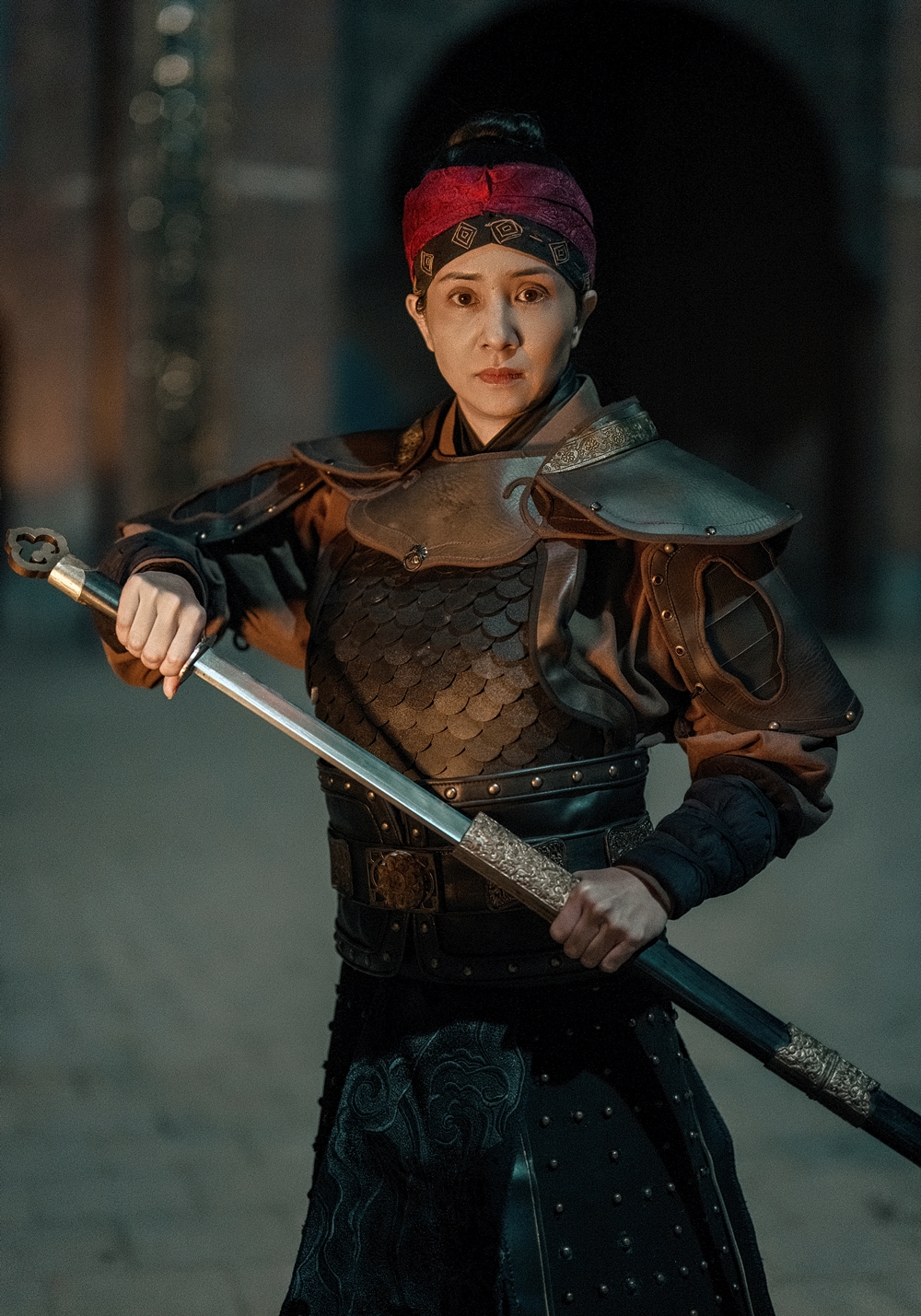 Không ngờ Việt Nam lại làm được phim cổ trang đẳng cấp cỡ này: Trang phục đẹp mỹ mãn, 5 Hoàng hậu xé sử bước ra- Ảnh 4. Không ngờ Việt Nam lại làm được phim cổ trang đẳng cấp cỡ này: Trang phục đẹp mỹ mãn, 5 Hoàng hậu xé sử bước ra- Ảnh 4.