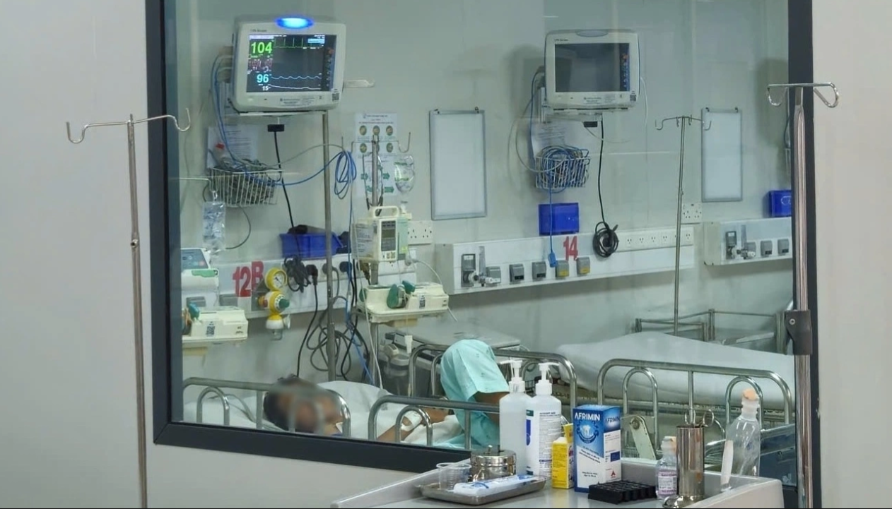 Bệnh nhi 2 tuổi bị vi&ecirc;m n&atilde;o m&ocirc; cầu đ&atilde; kh&ocirc;ng qua khỏi - Ảnh 2.