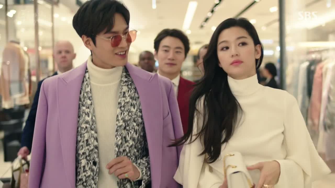 10 năm qua chưa từng thấy cặp đ&ocirc;i n&agrave;o sang vậy: Nh&agrave; trai l&agrave; hệ tư tưởng nhan sắc, nh&agrave; g&aacute;i đẹp đến từng hơi thở- Ảnh 2.