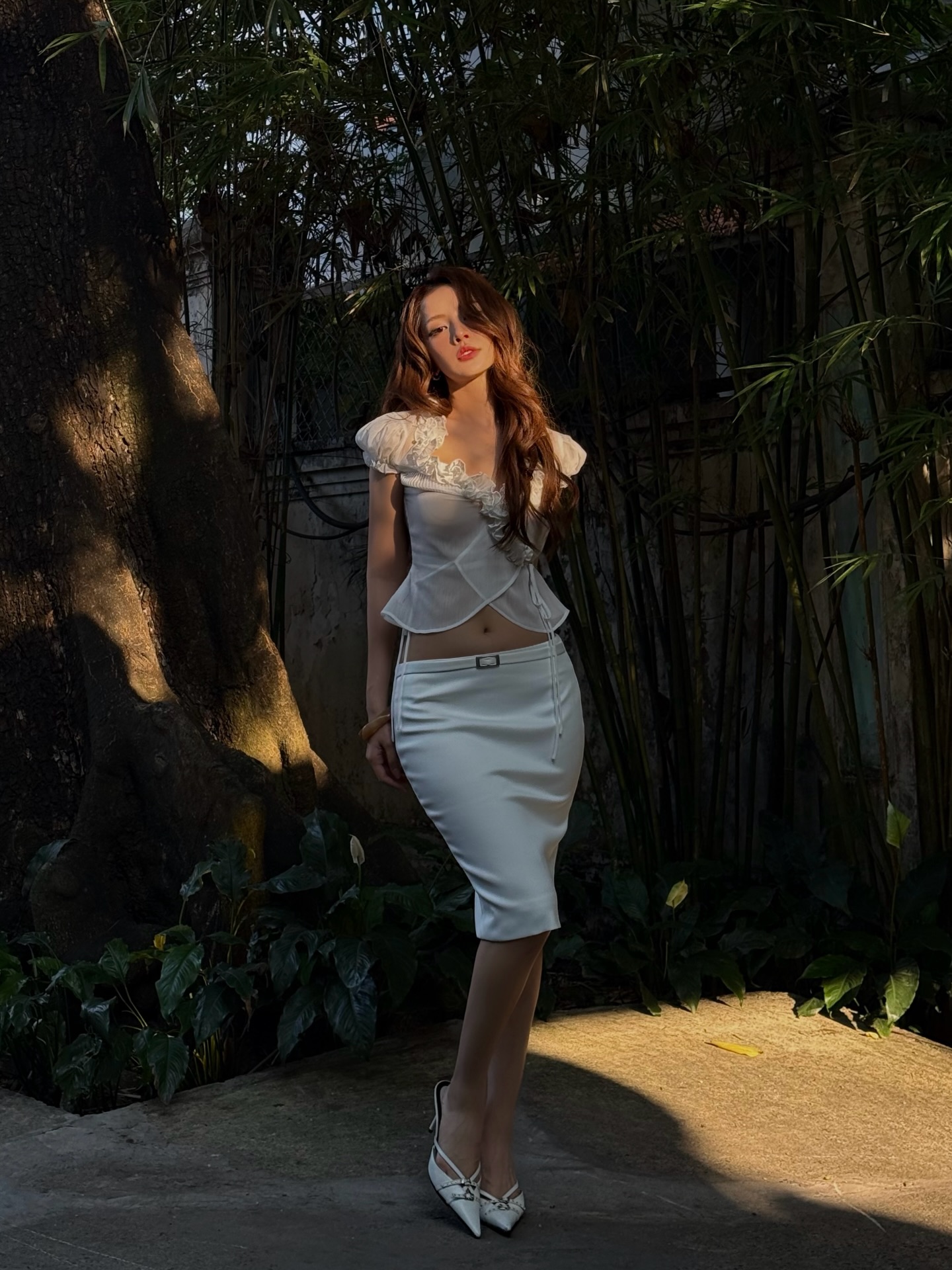 V&ograve;ng bụng "d&atilde; man" của Chi Pu qua cam thường của người th&acirc;n cận- Ảnh 4.