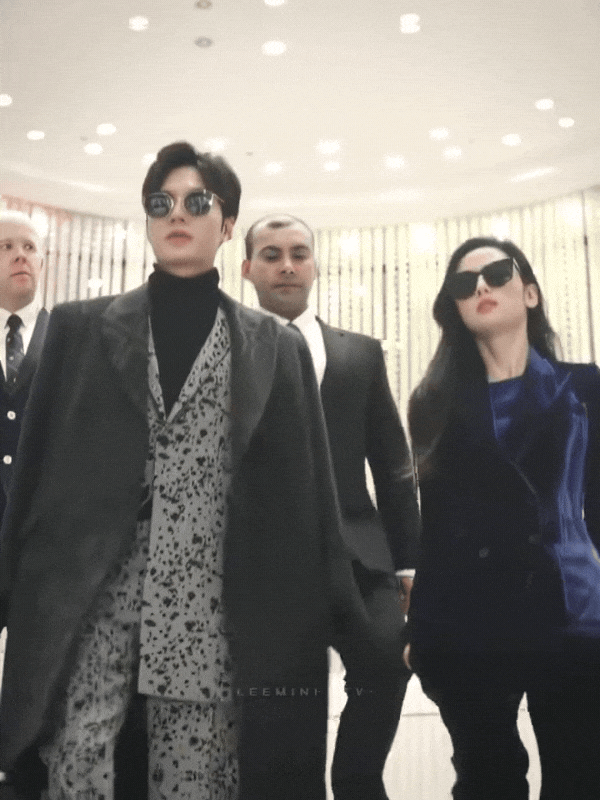 10 năm qua chưa từng thấy cặp đ&ocirc;i n&agrave;o sang vậy: Nh&agrave; trai l&agrave; hệ tư tưởng nhan sắc, nh&agrave; g&aacute;i đẹp đến từng hơi thở- Ảnh 8.