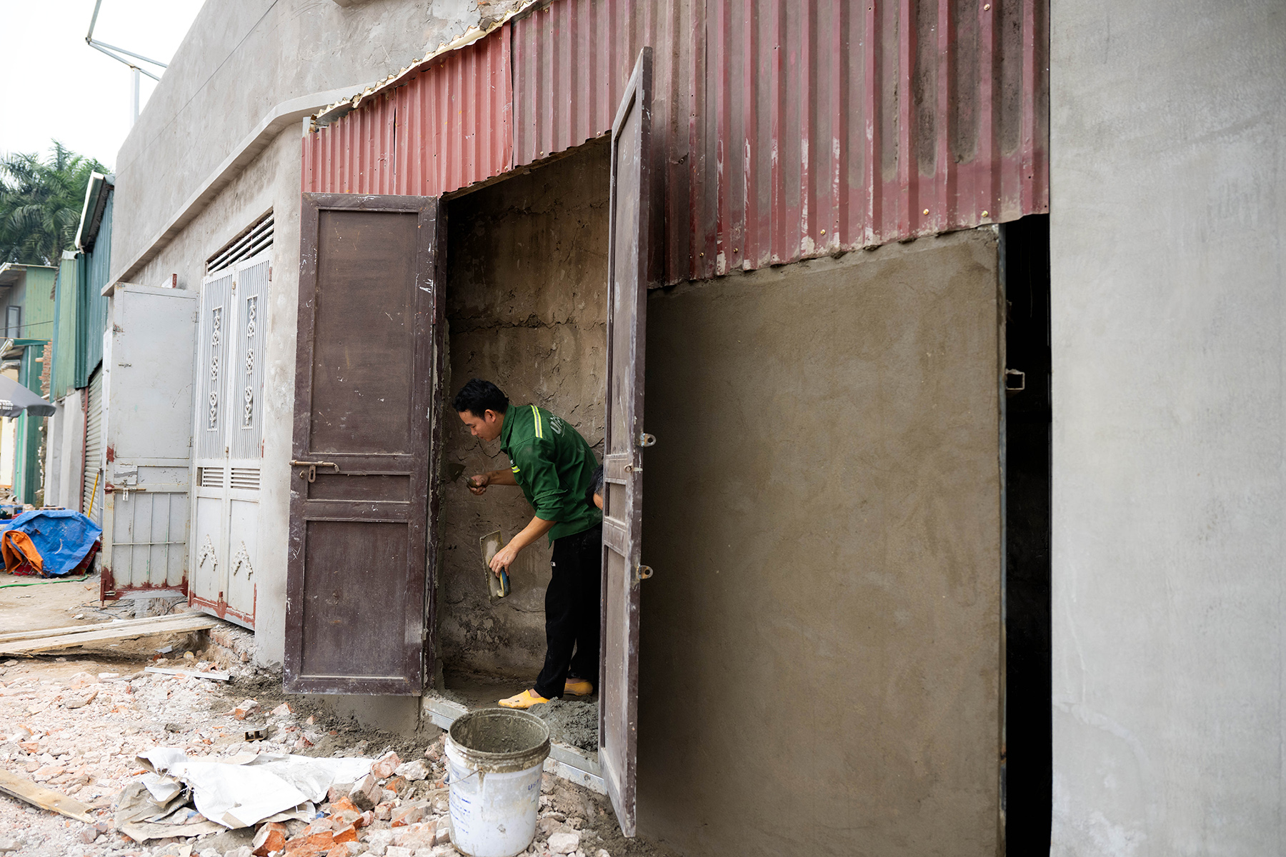 Cận cảnh loạt nhà siêu mỏng, siêu méo trên tuyến đường 500m ở Hà Nội- Ảnh 7. Cận cảnh loạt nhà siêu mỏng, siêu méo trên tuyến đường 500m ở Hà Nội- Ảnh 7.